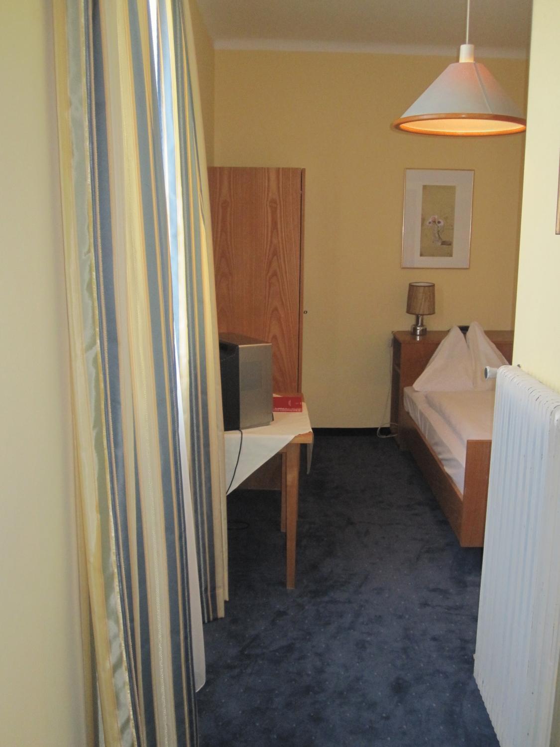 Basic Single Room
