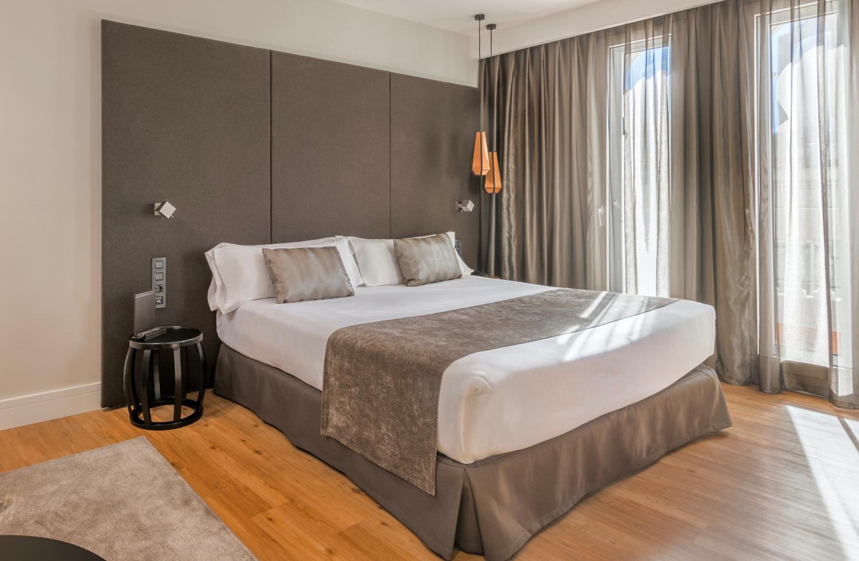 Double or Twin Room - Photo 1