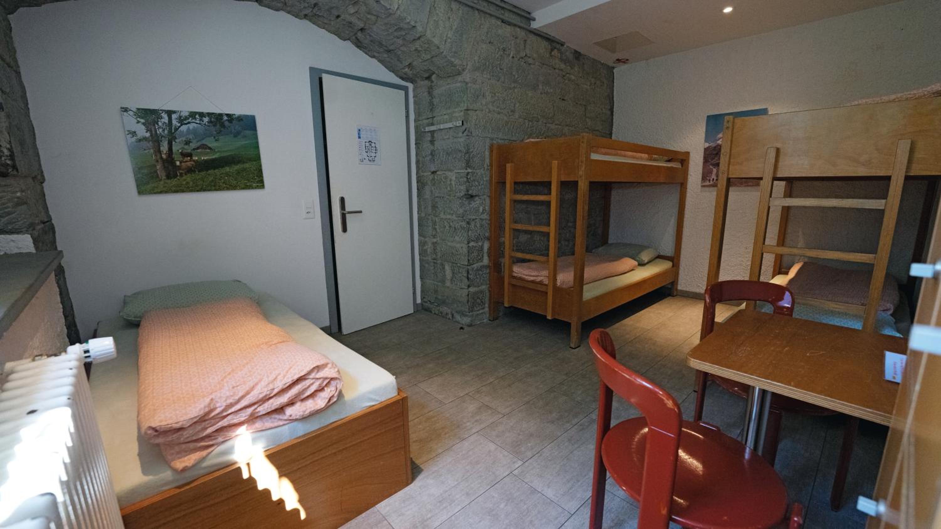 Bed in 5-Bed Dormitory Room photo 1