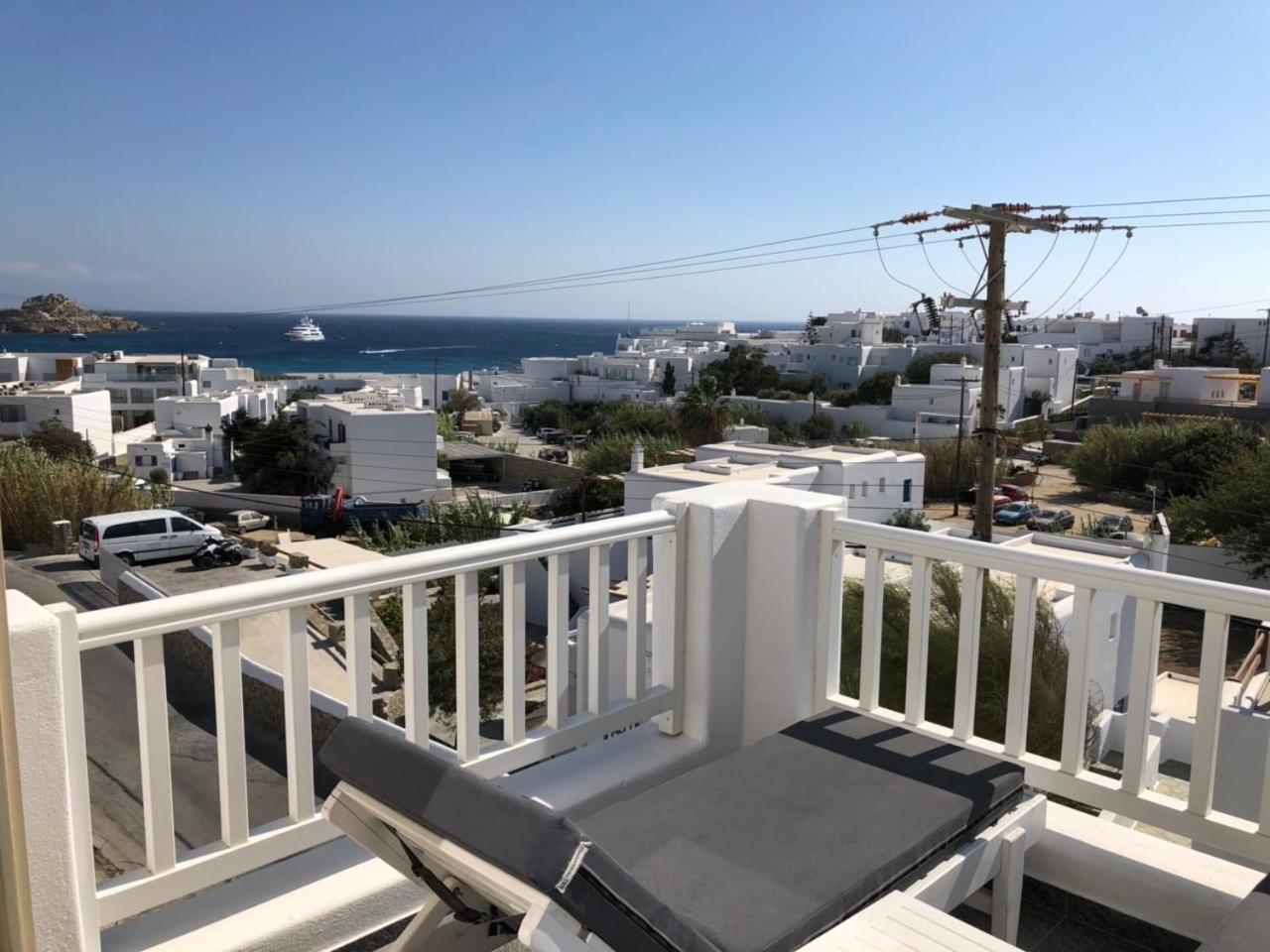 Double or Twin Room with Side Sea View - Photo 2