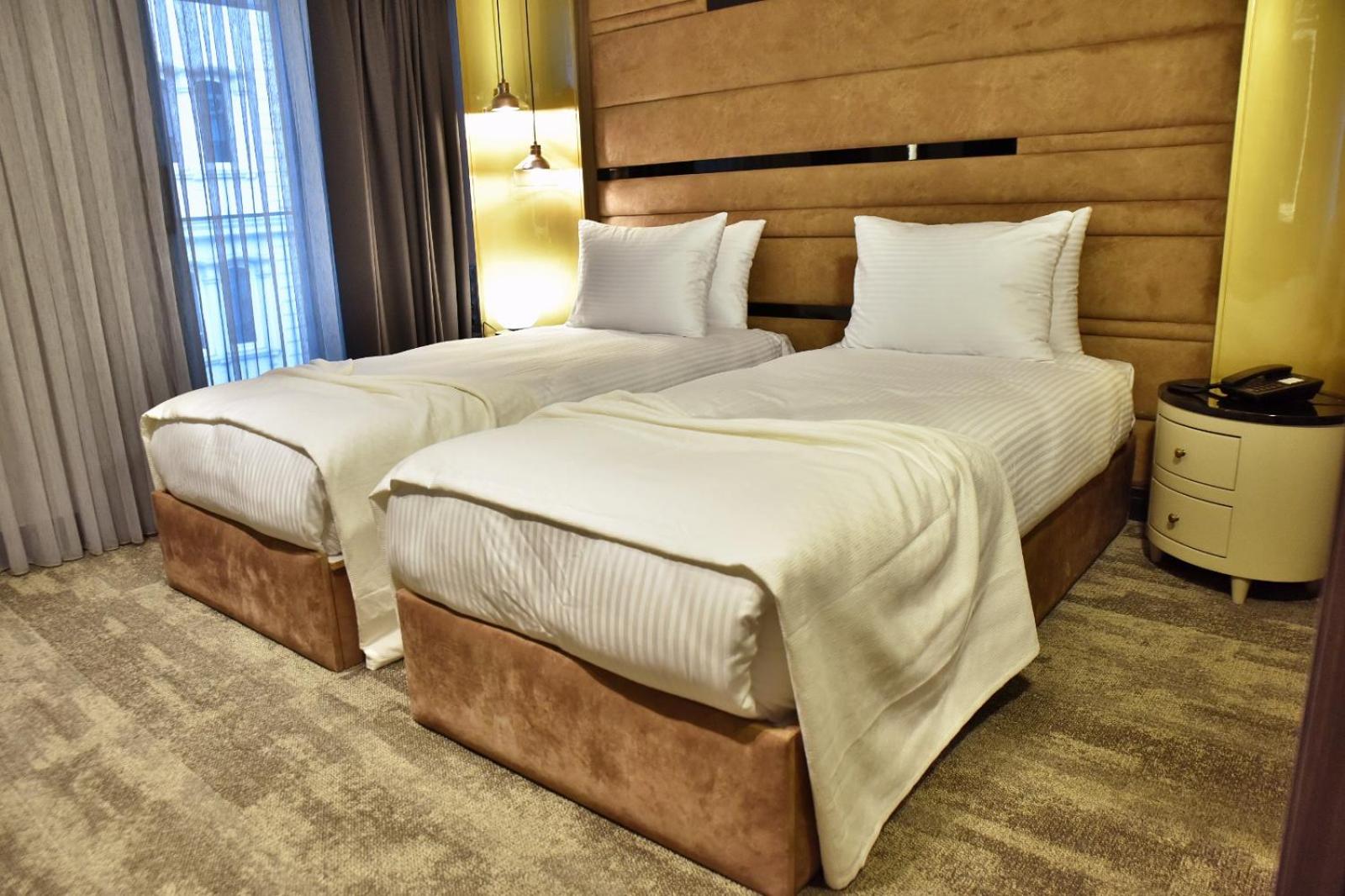 Standard Twin Room photo 2
