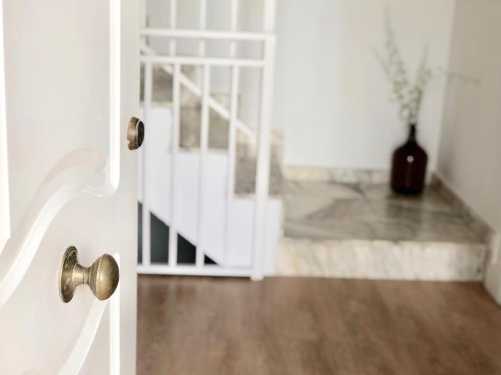 Apartment - Split Level - Photo 16