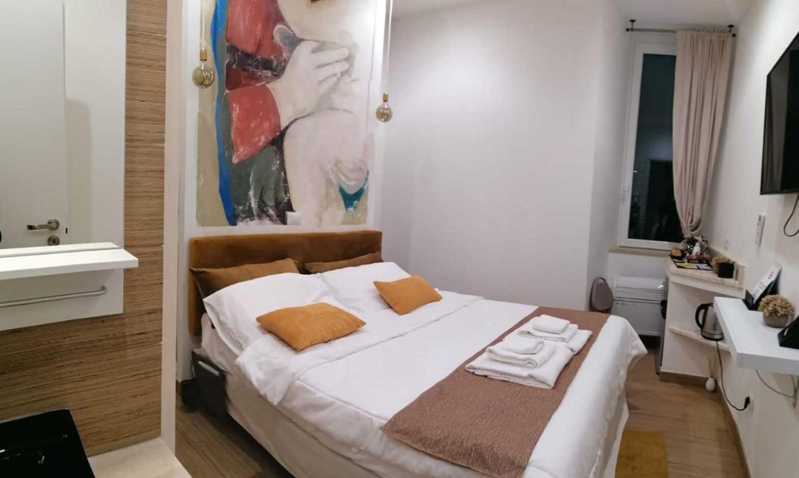 Double Room with Private Bathroom