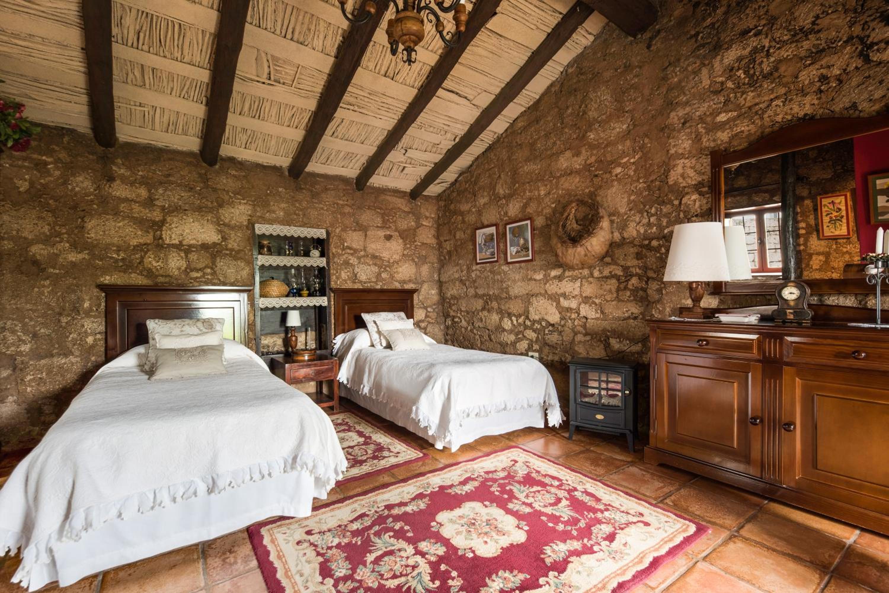 Villa with Sea View - Photo 10