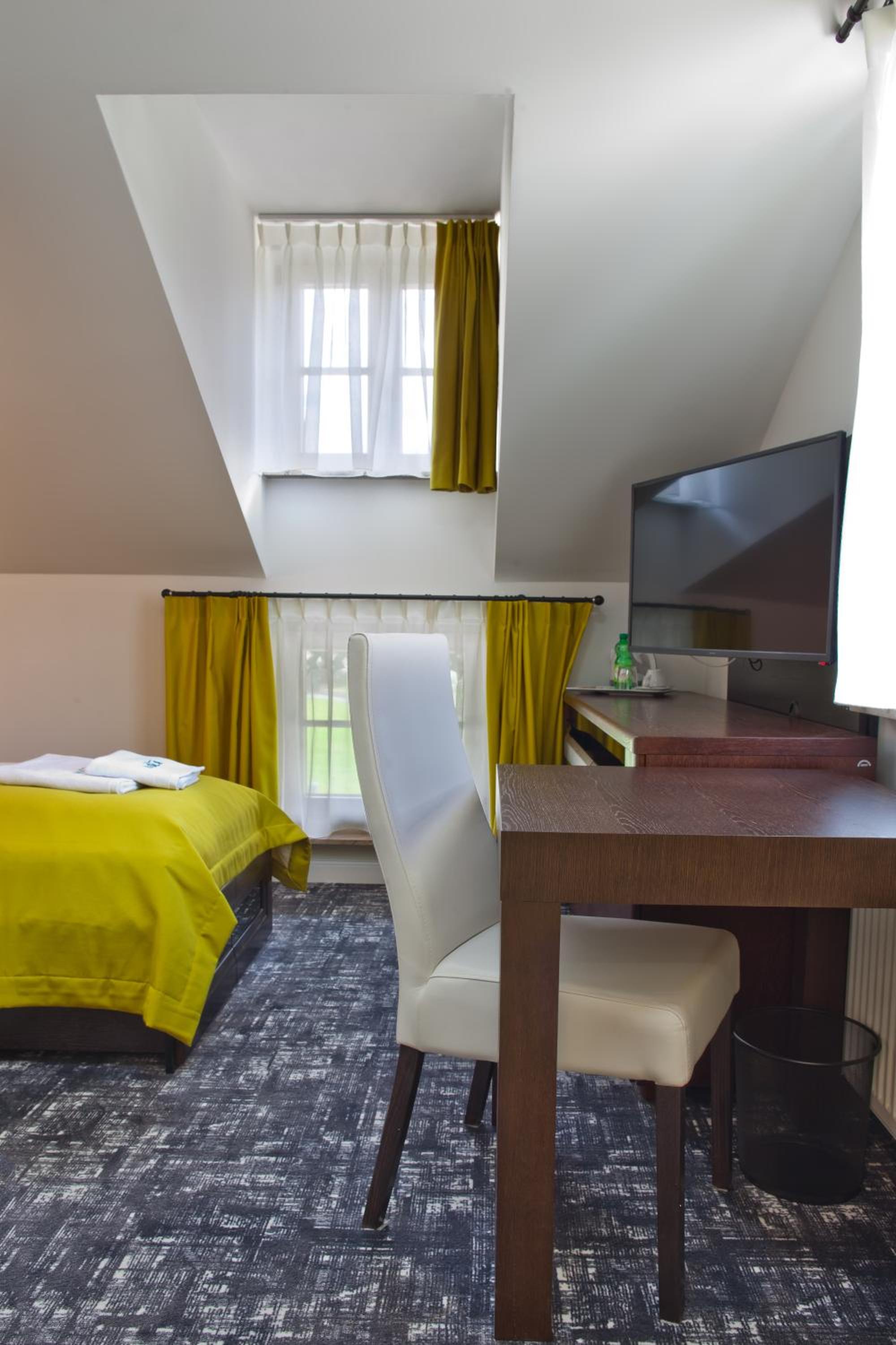 Single Room photo 2