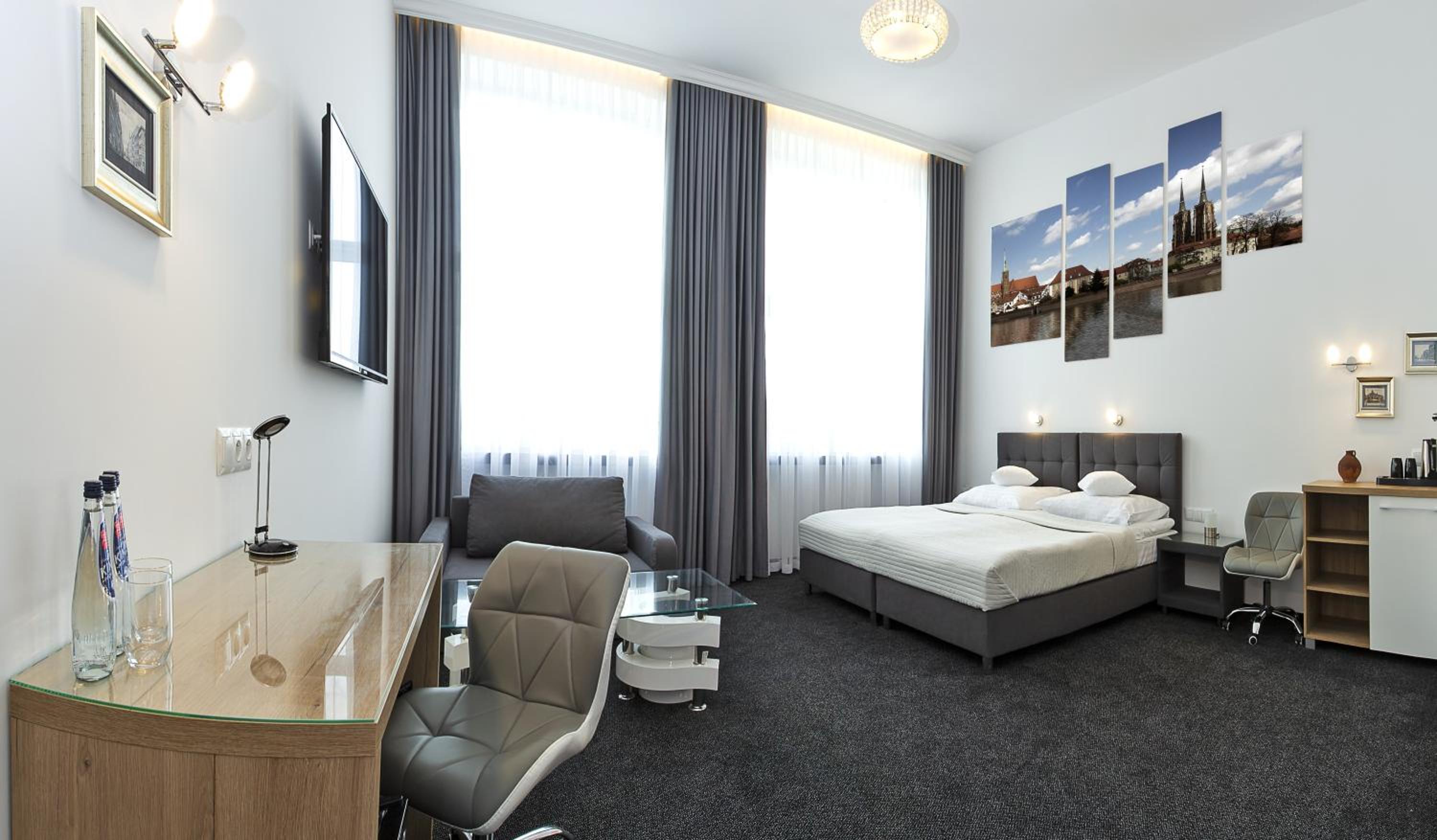 Deluxe Double Room - Photo 1