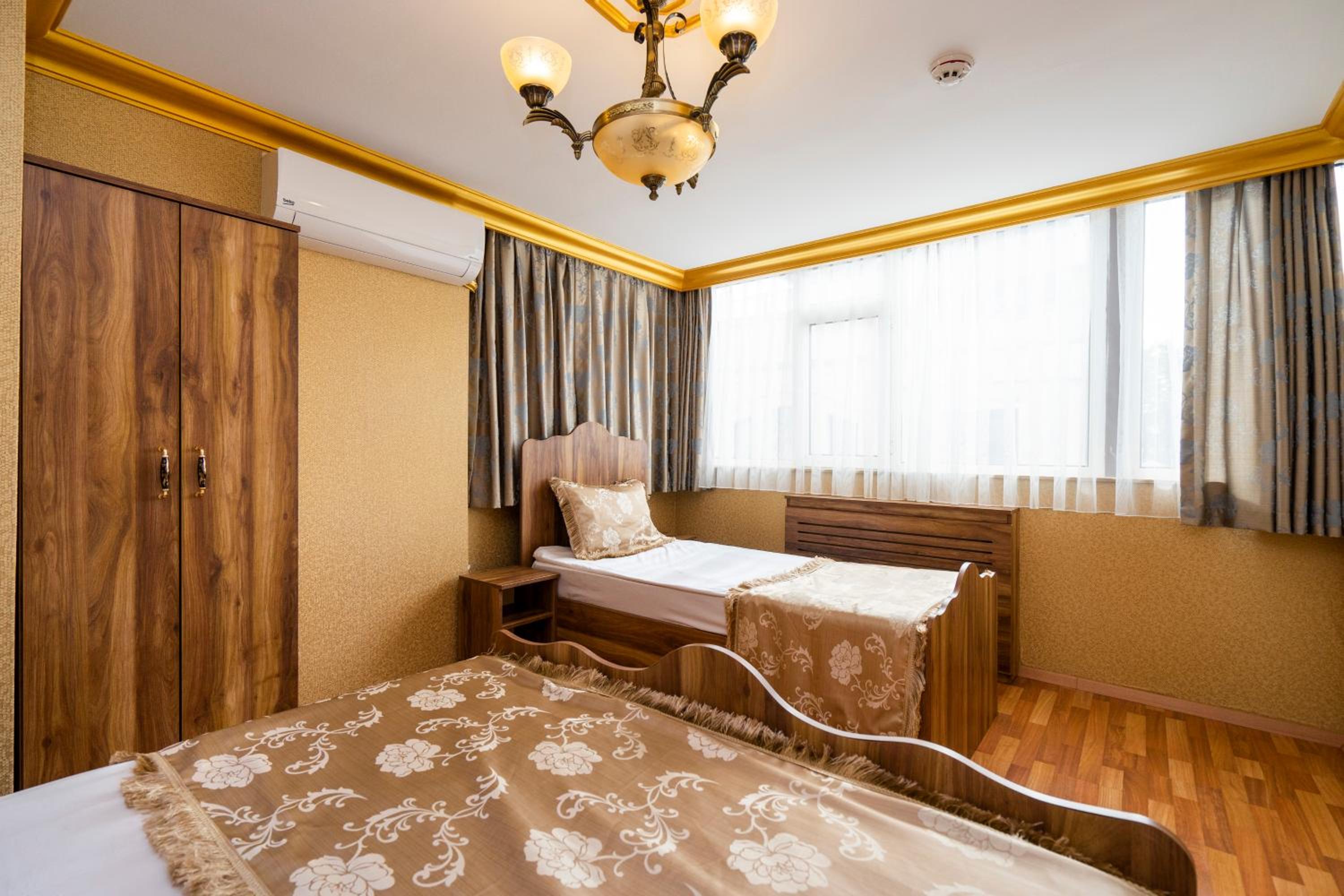 Deluxe Double Room photo 2