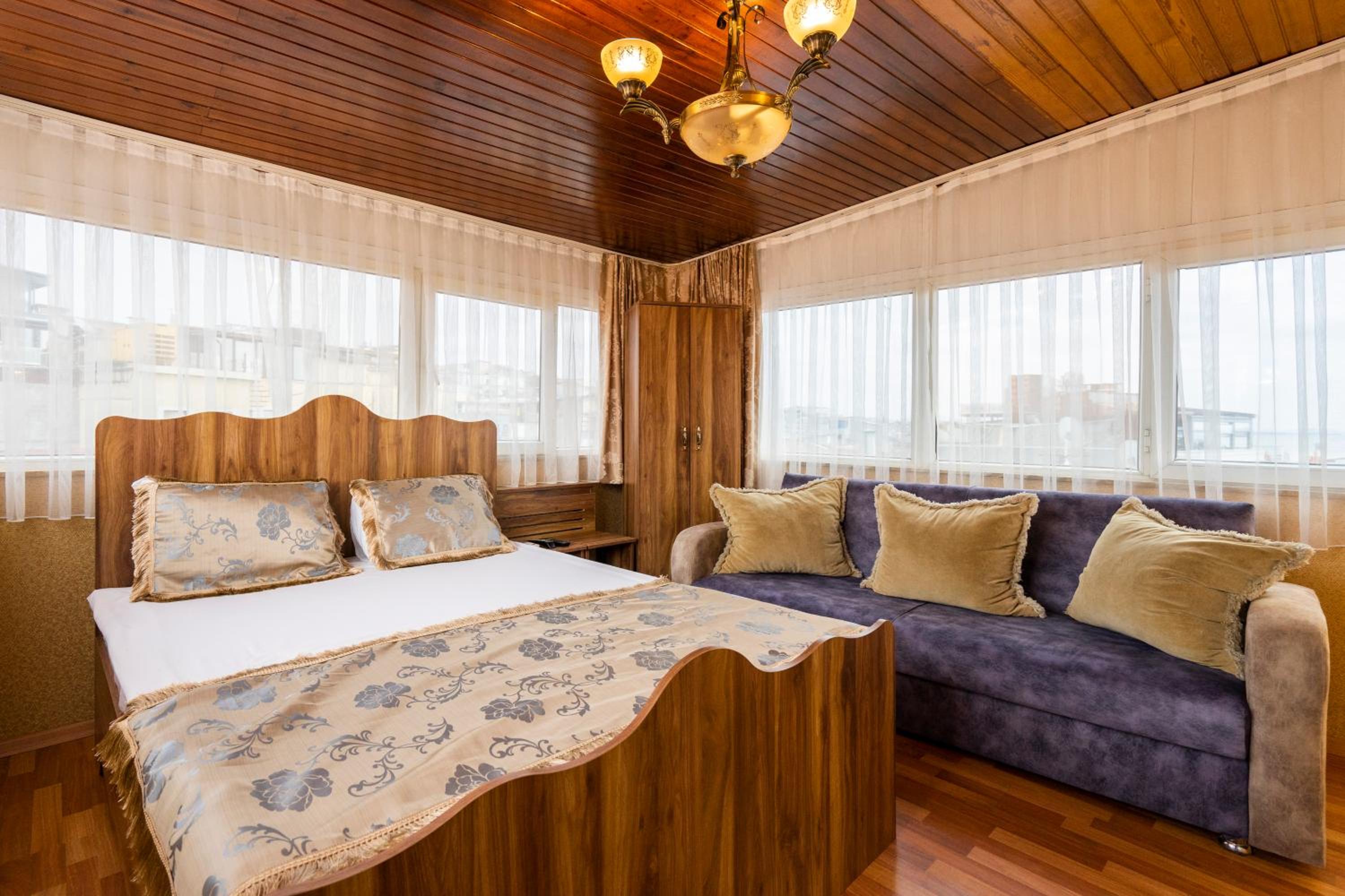 Family Suite photo 1