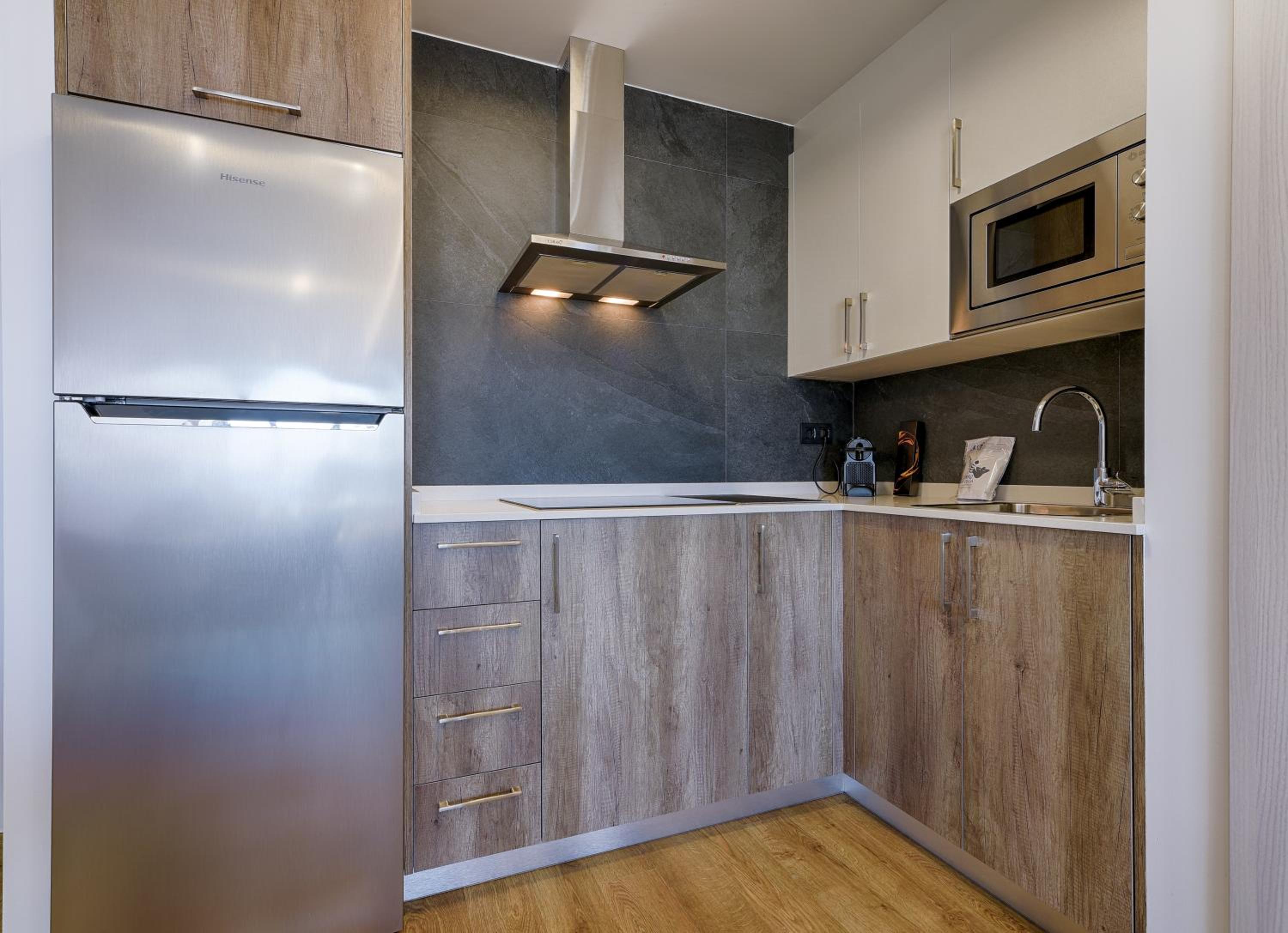 Apartment with Sea View - Photo 22