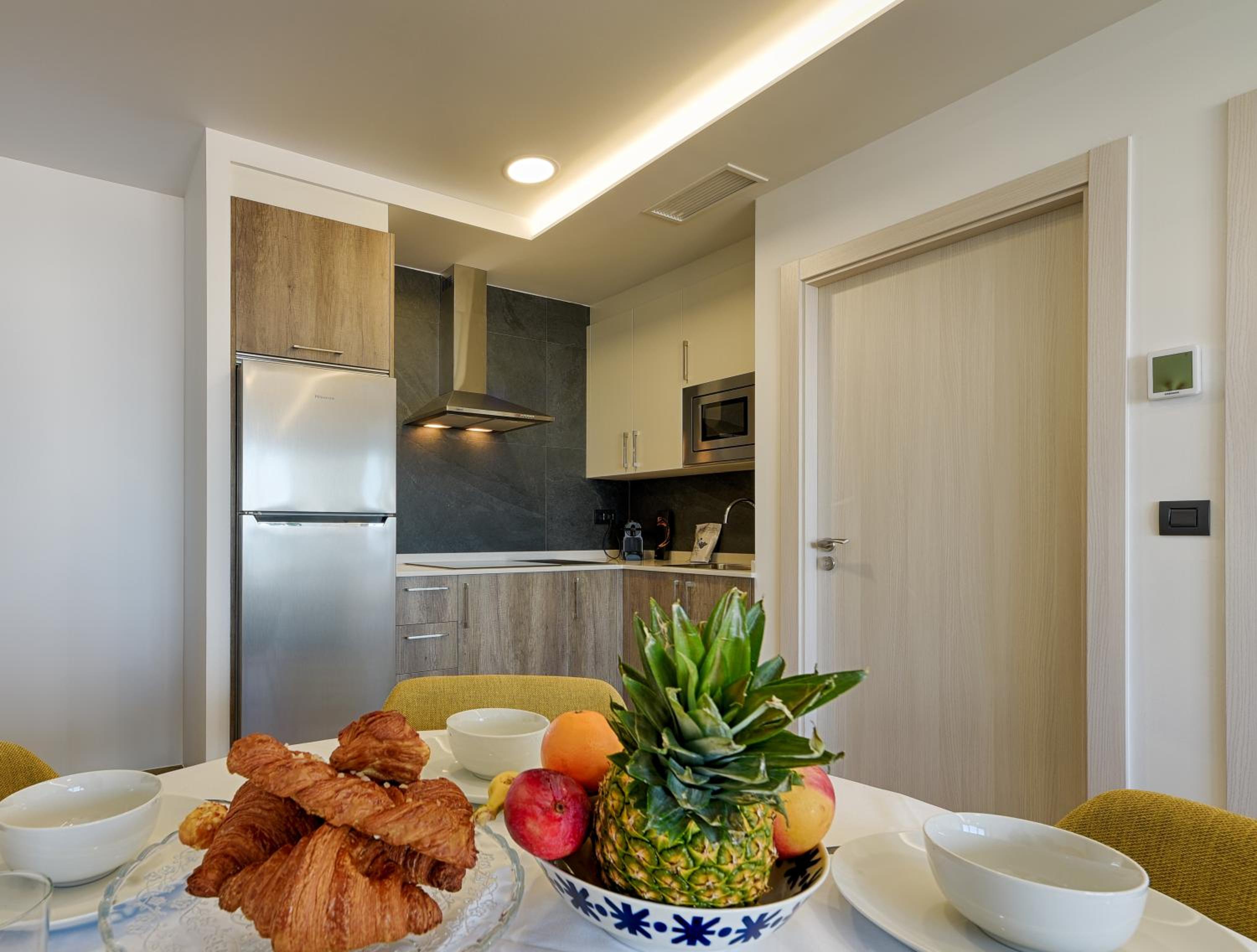 Apartment with Sea View - Photo 23