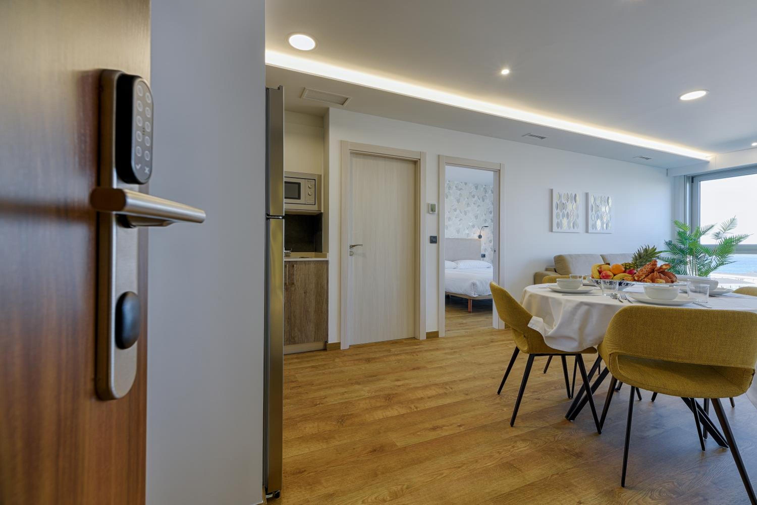 Apartment with Sea View - Photo 24