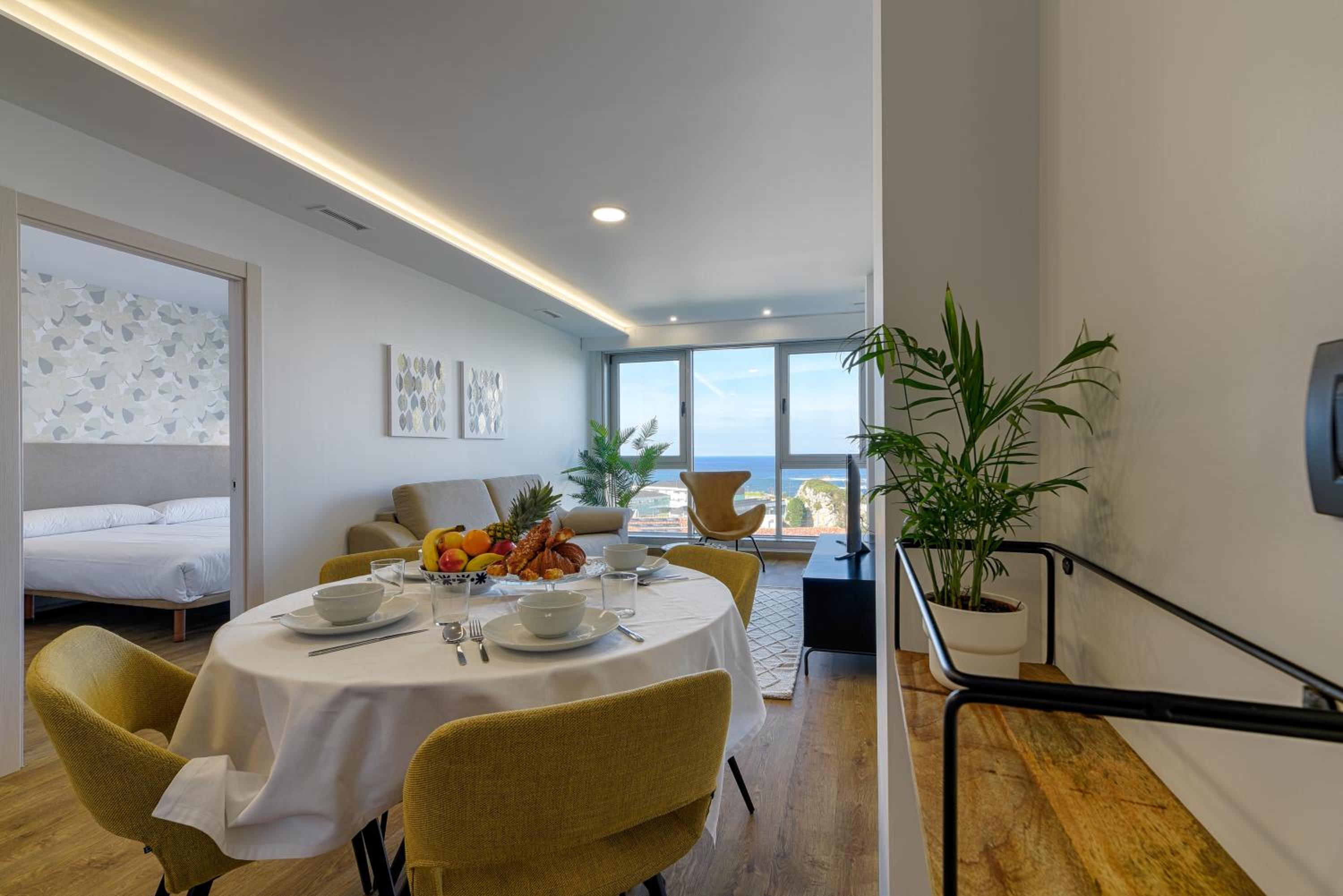 Apartment with Sea View - Photo 25
