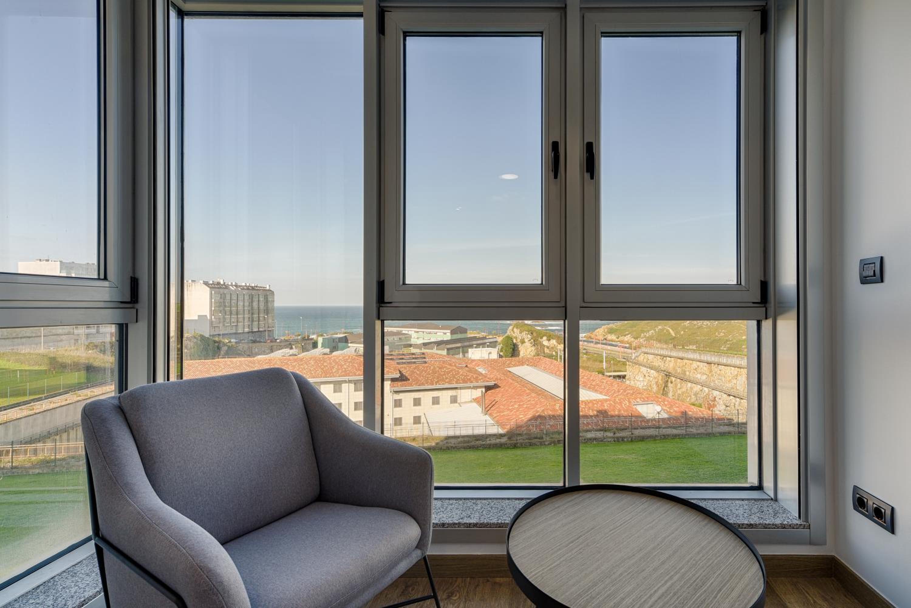 Apartment with Sea View - Photo 29