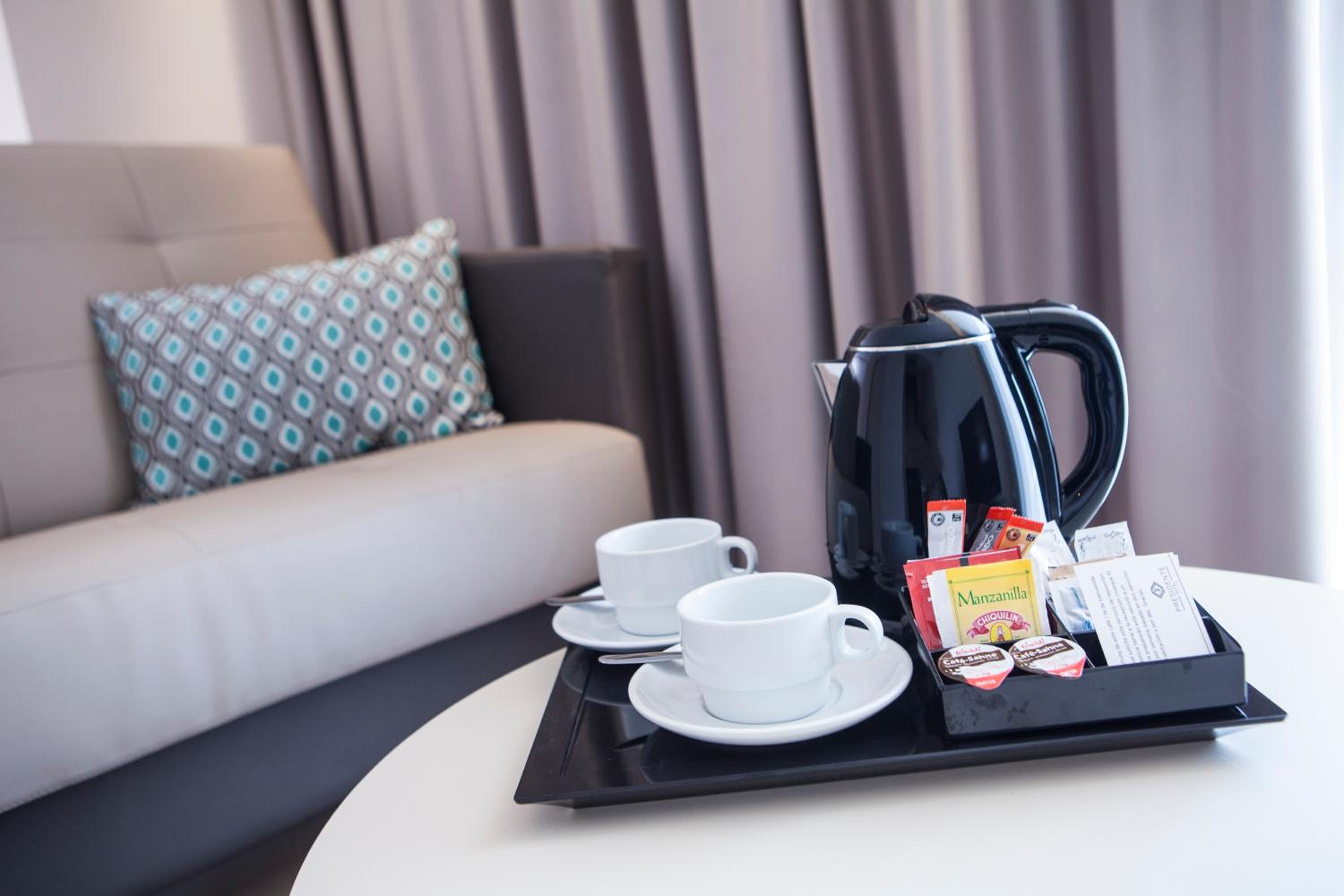 Junior Suite with Balcony - Photo 6