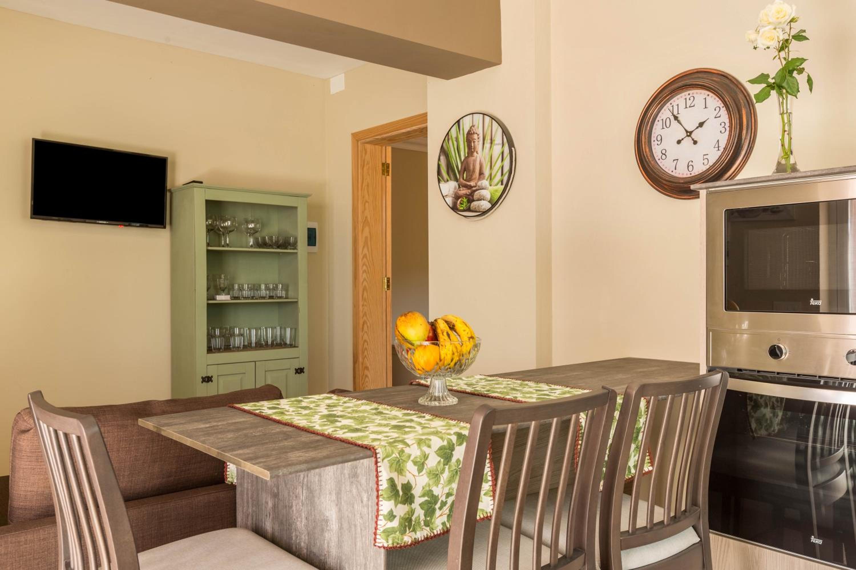 Studio Apartment with Sea View photo 2