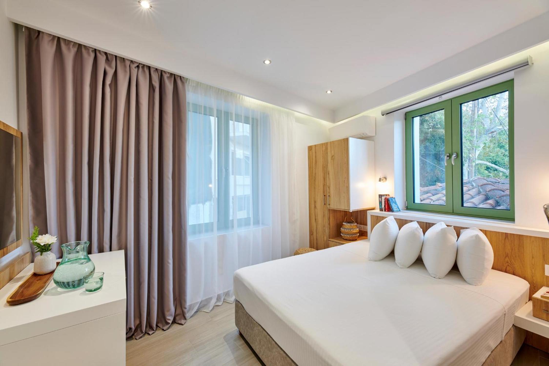 Small Single Room