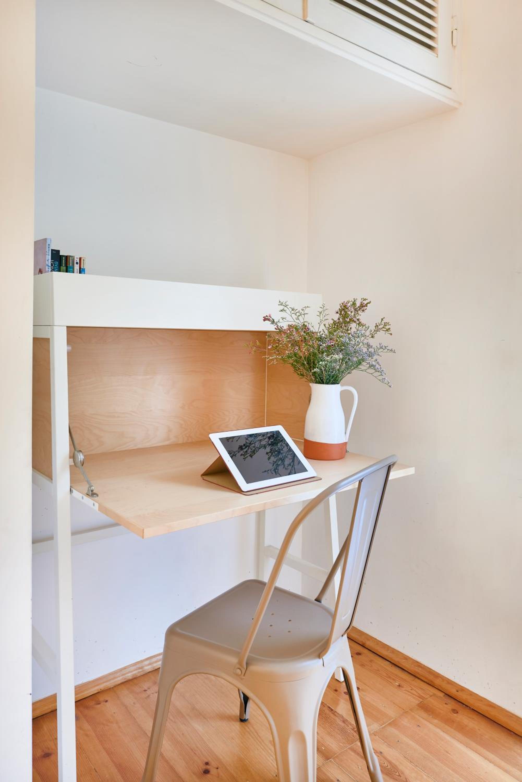 Two-Bedroom Apartment - Photo 25