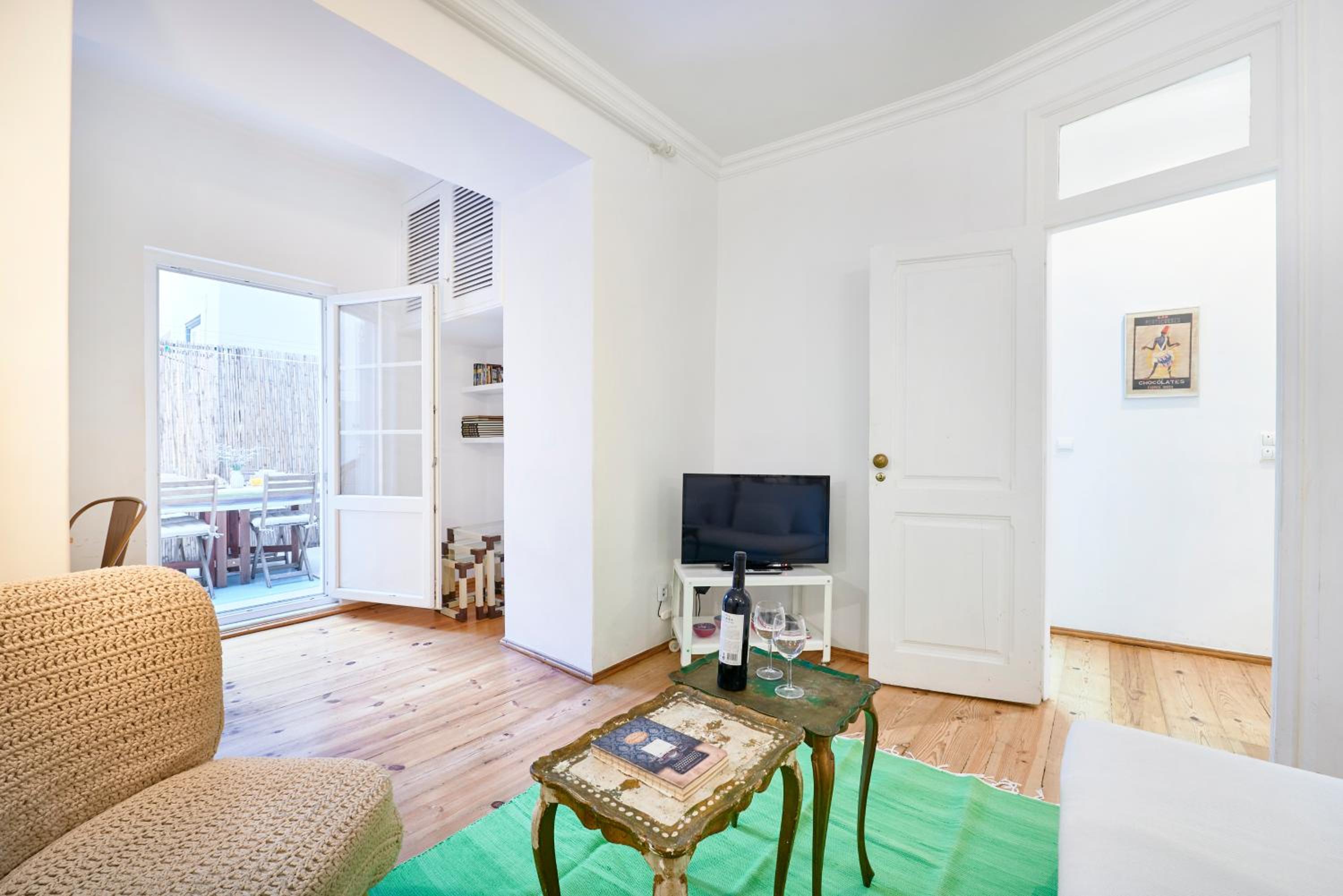 Two-Bedroom Apartment - Photo 31