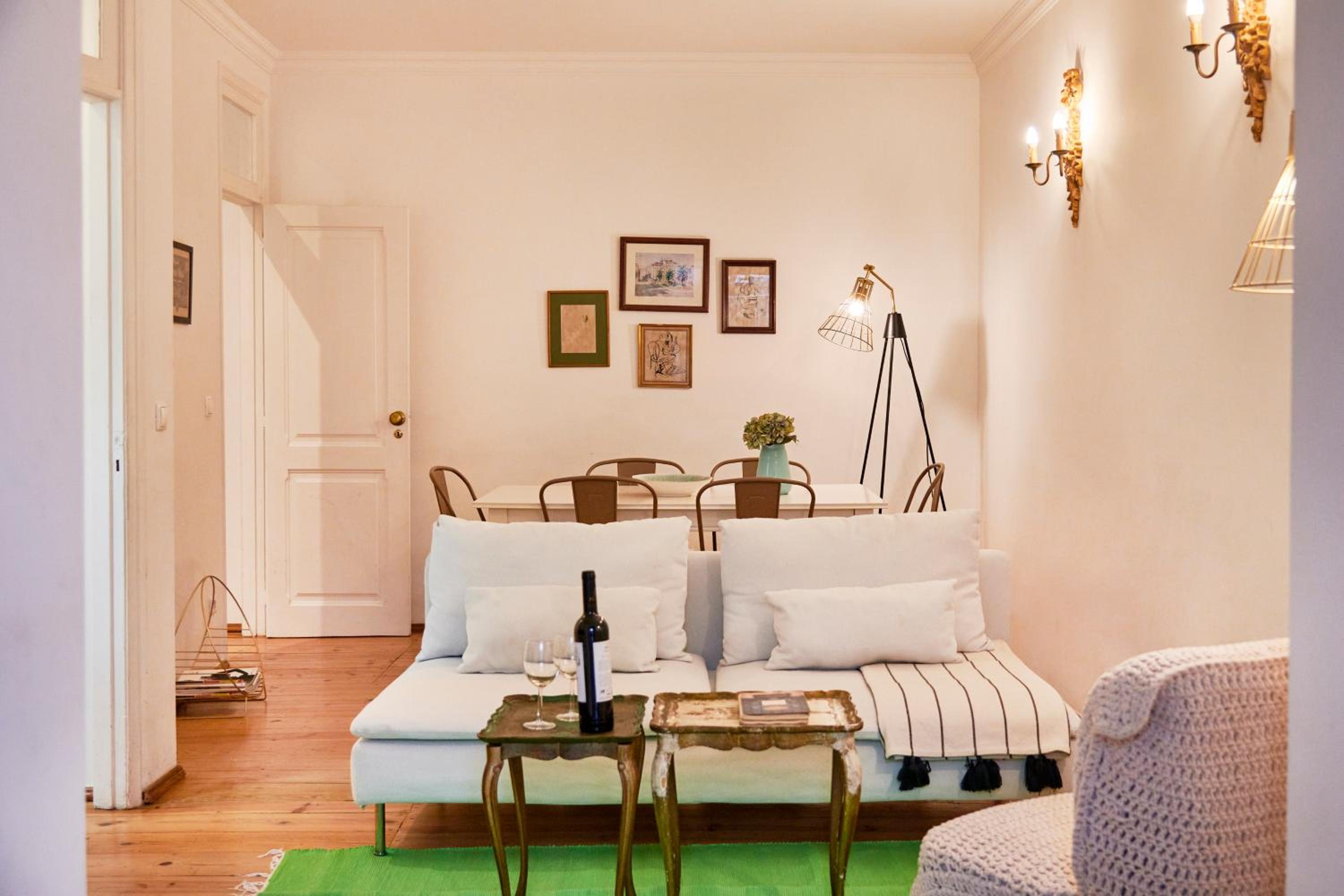 Two-Bedroom Apartment - Photo 34