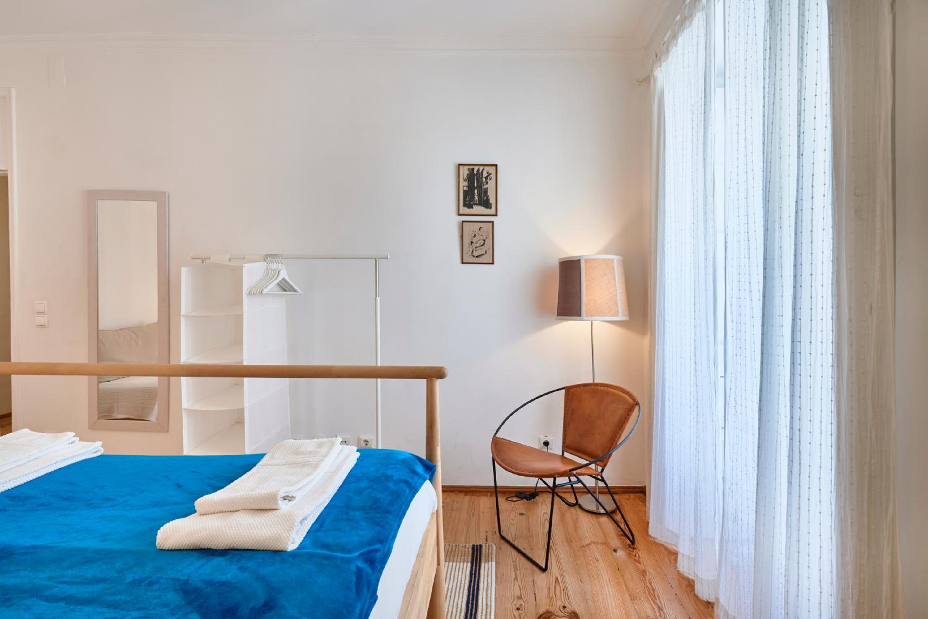 Two-Bedroom Apartment - Photo 41