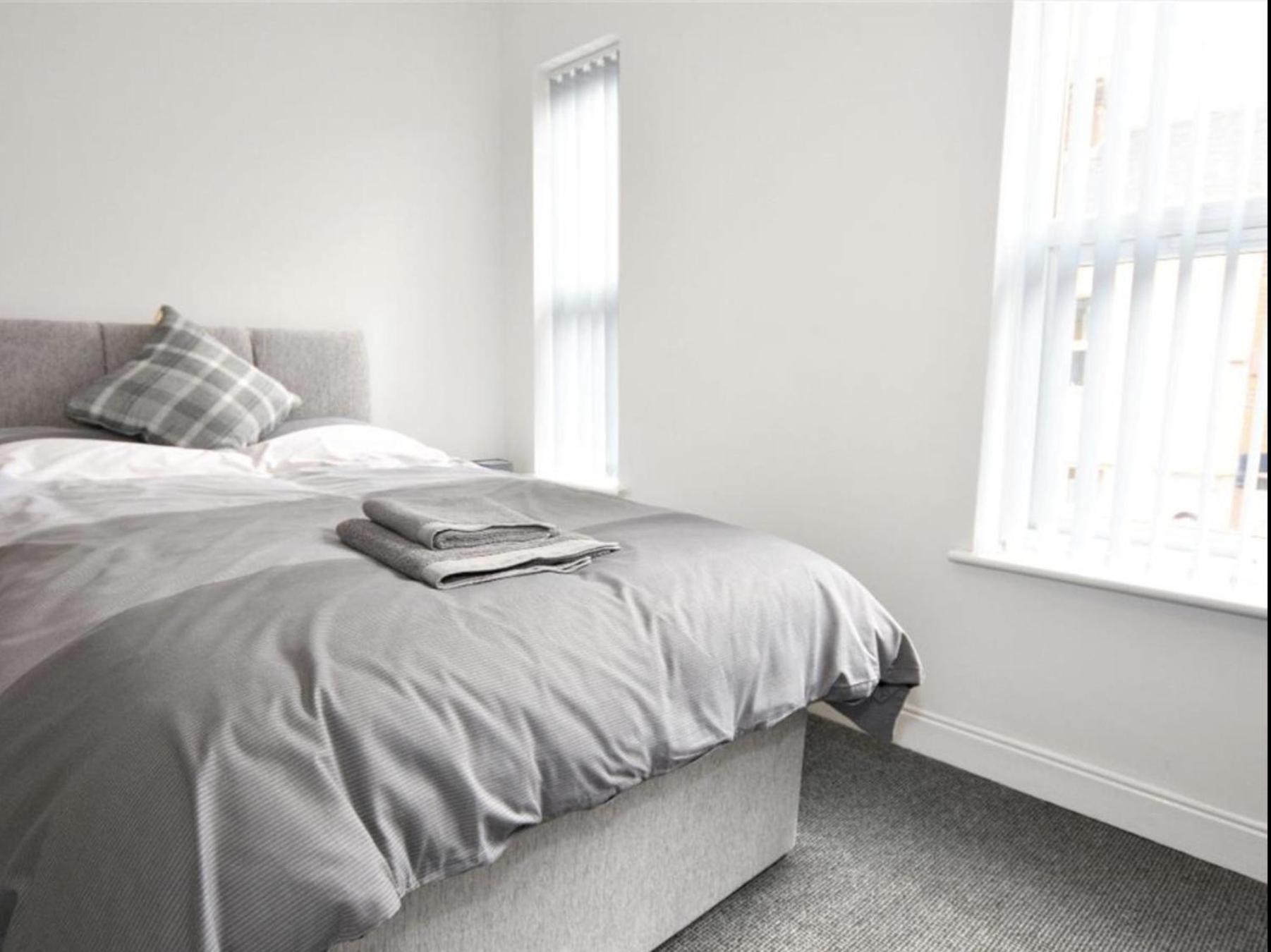 Double Room with Shared Bathroom photo 1