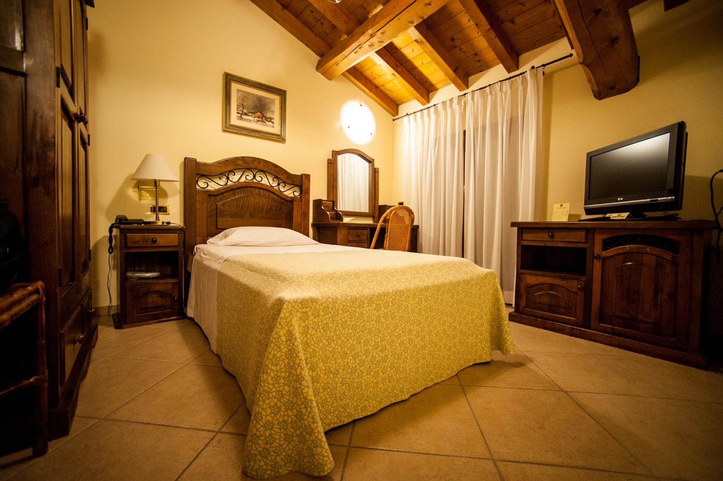 Superior Single Room