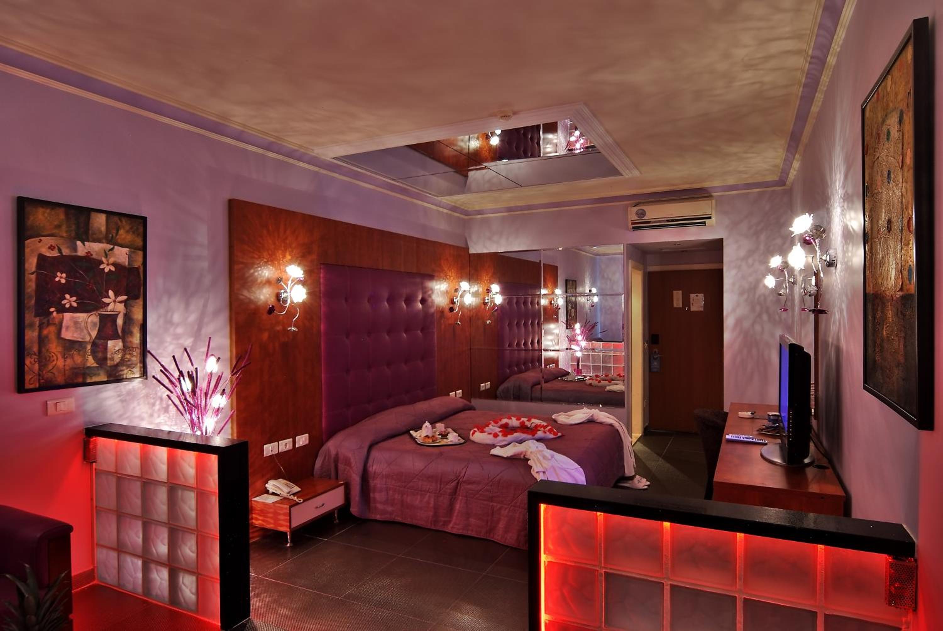 Double Room with Mountain View