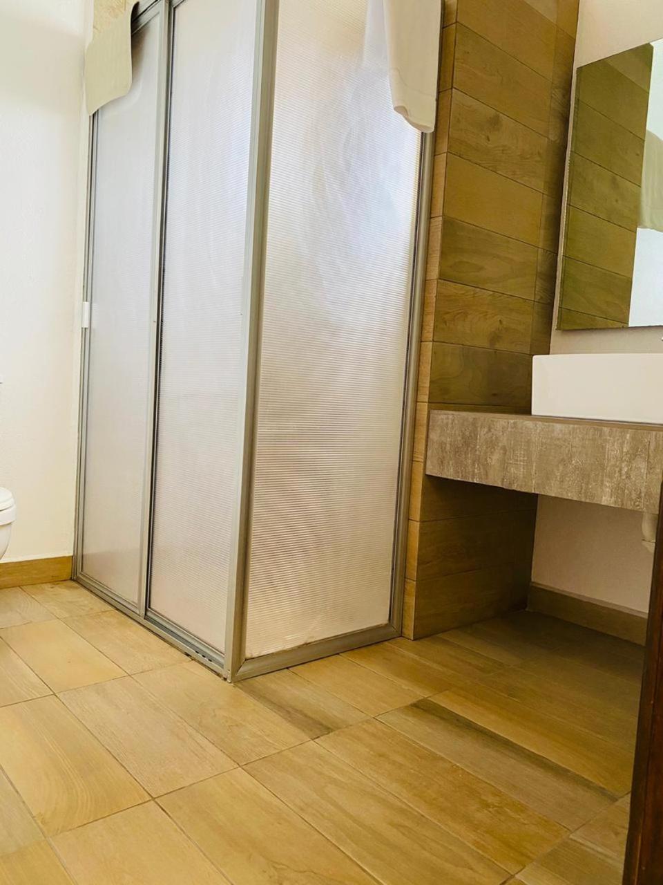 Double Room - Photo 22