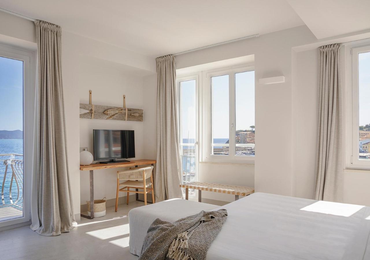 Deluxe Double or Twin Room with Balcony