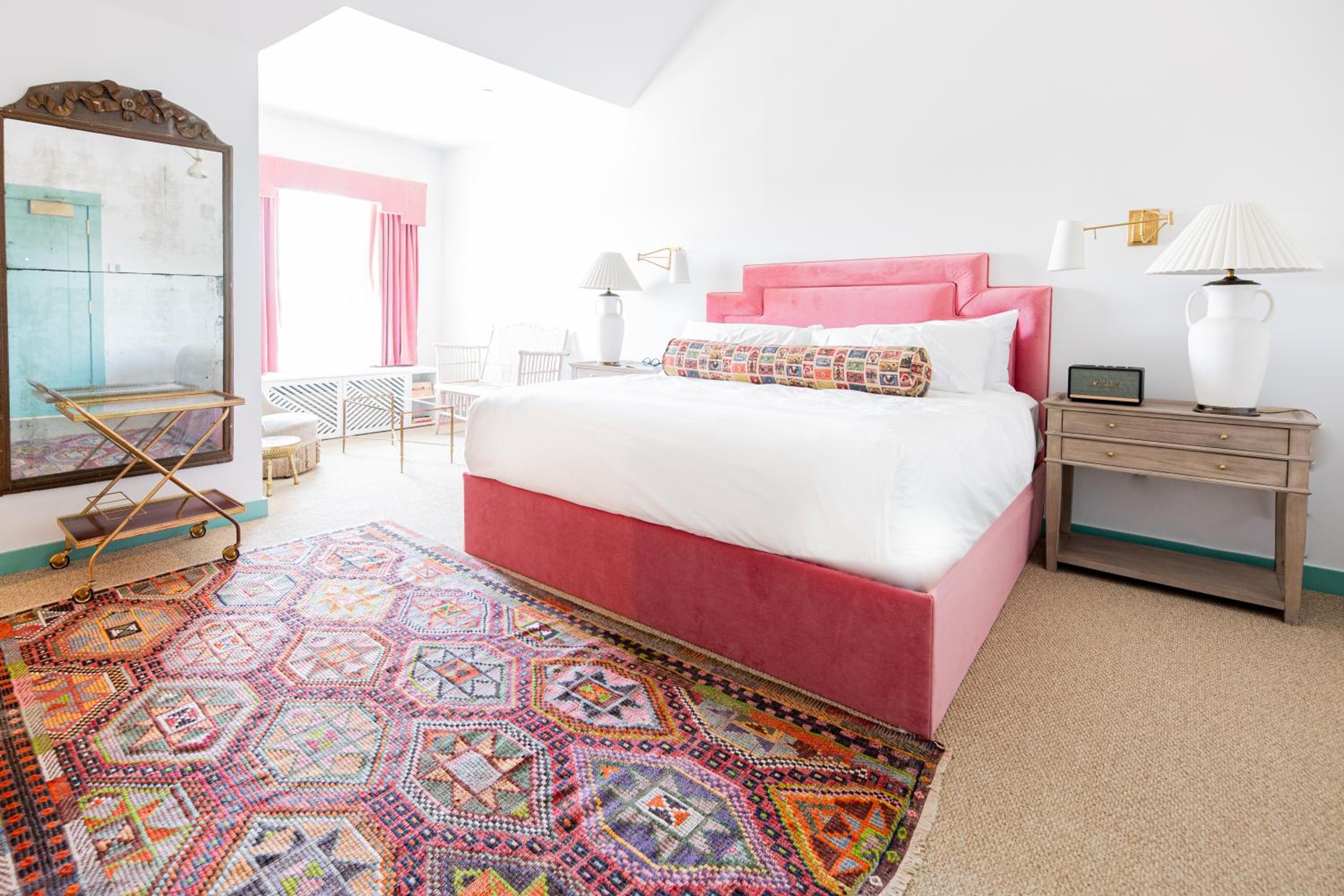 Superior King Room - Photo 1
