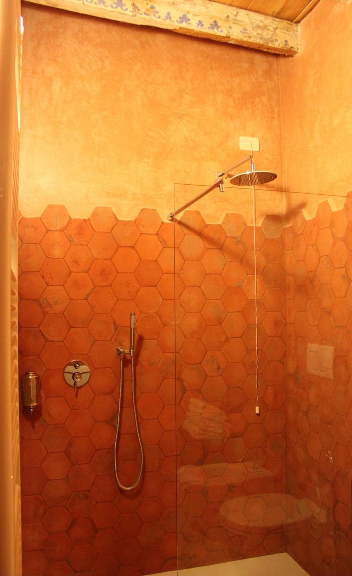 Double Room - Photo 11