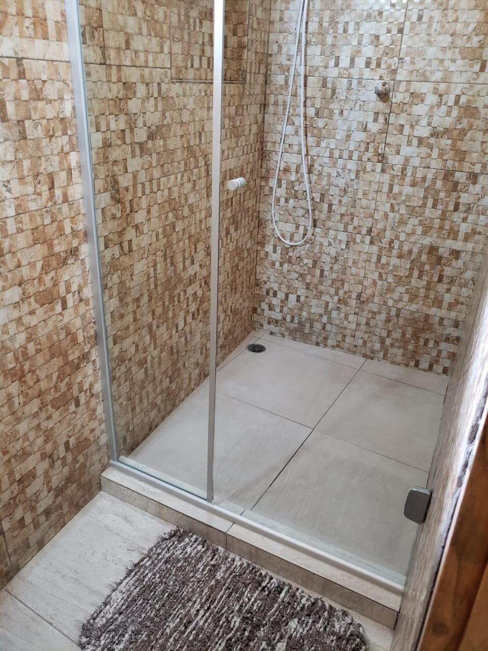 Two-Bedroom Suite - Photo 6