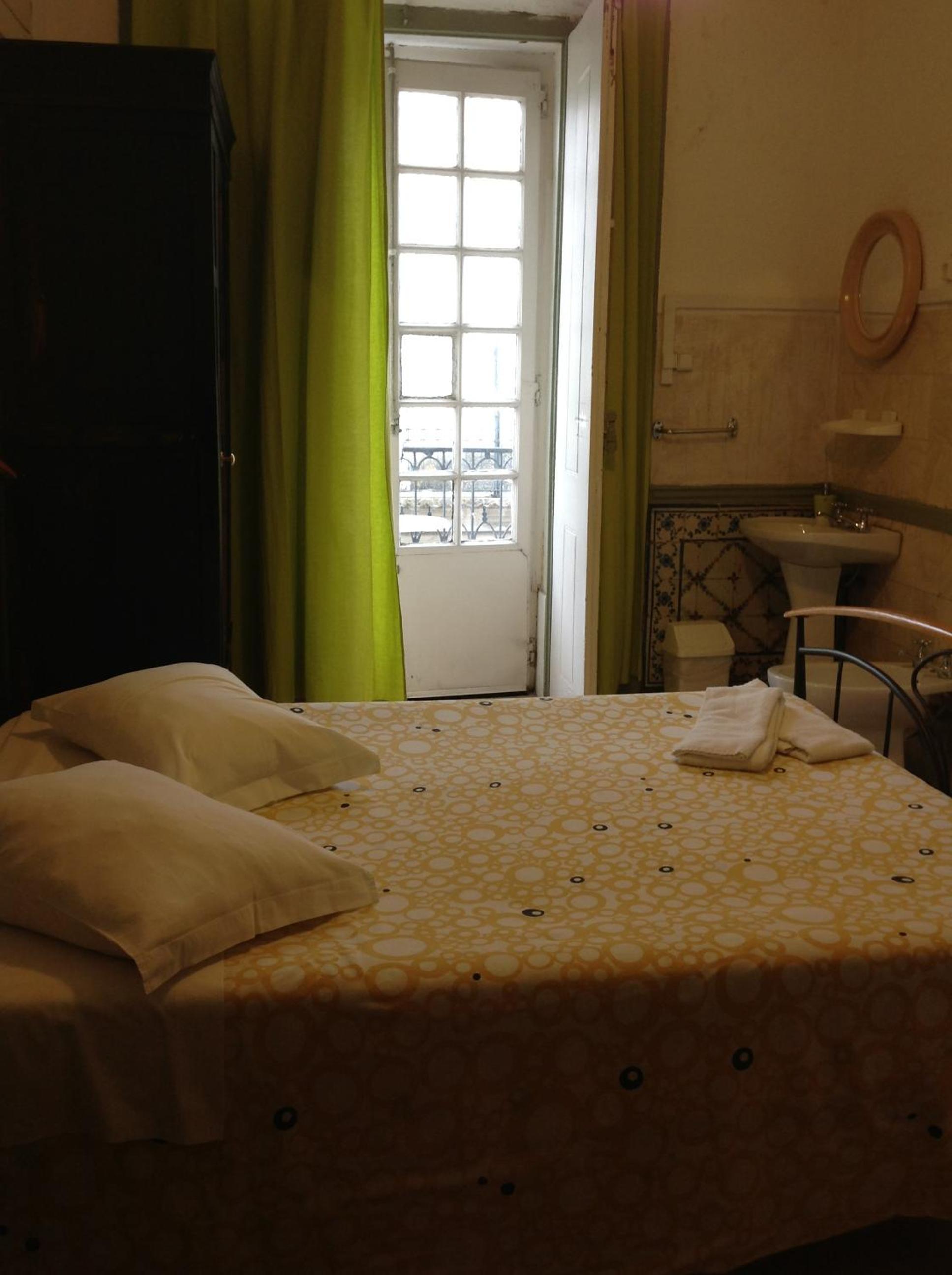 Double Room with Balcony and Shower