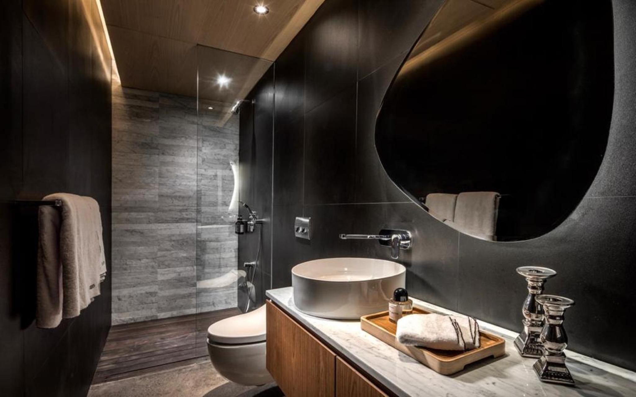 Premium Two-Bedroom Villa with Plunge Pool and Fully Equipped Kitchenette - Photo 2