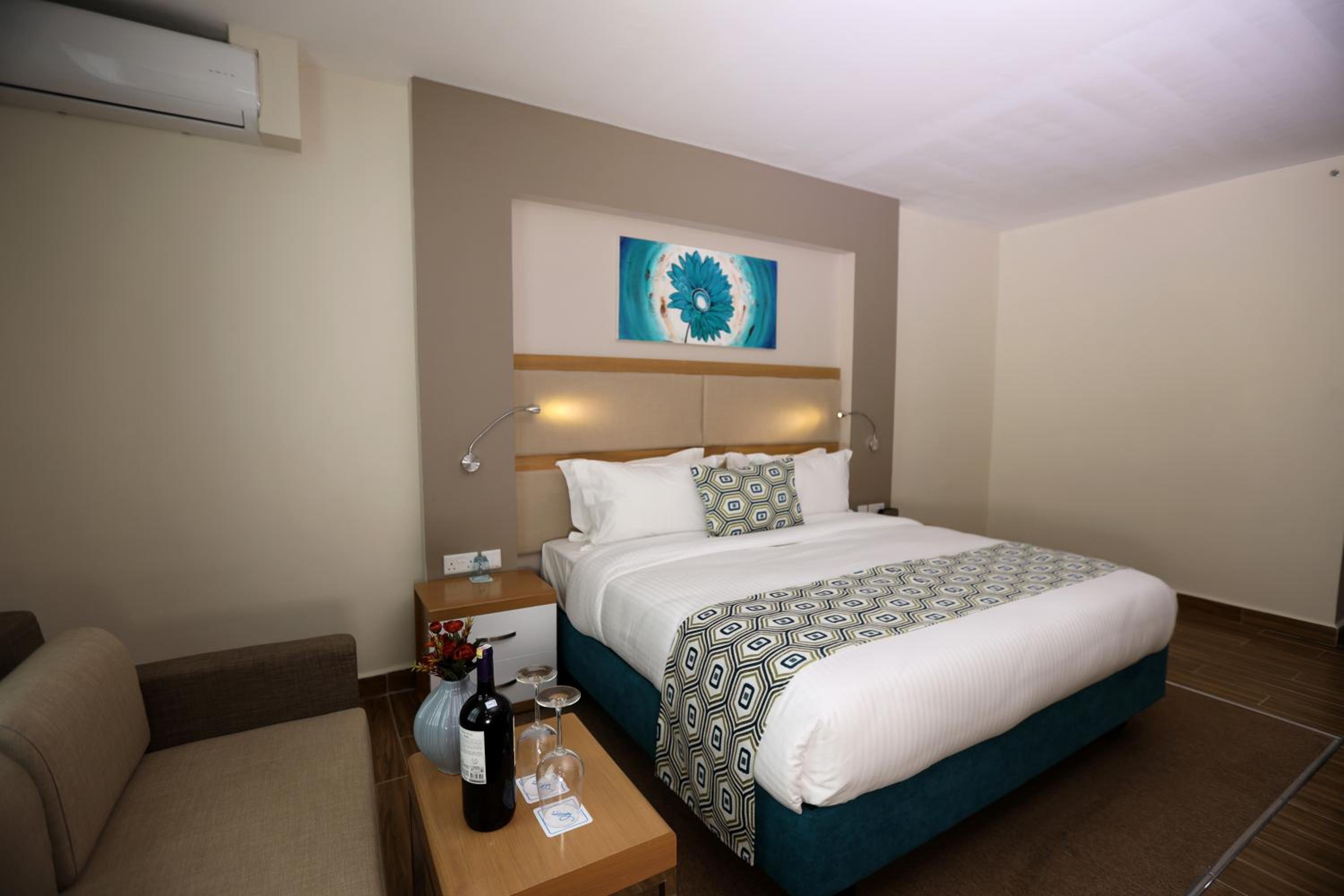 Superior Twin Room - Photo 19