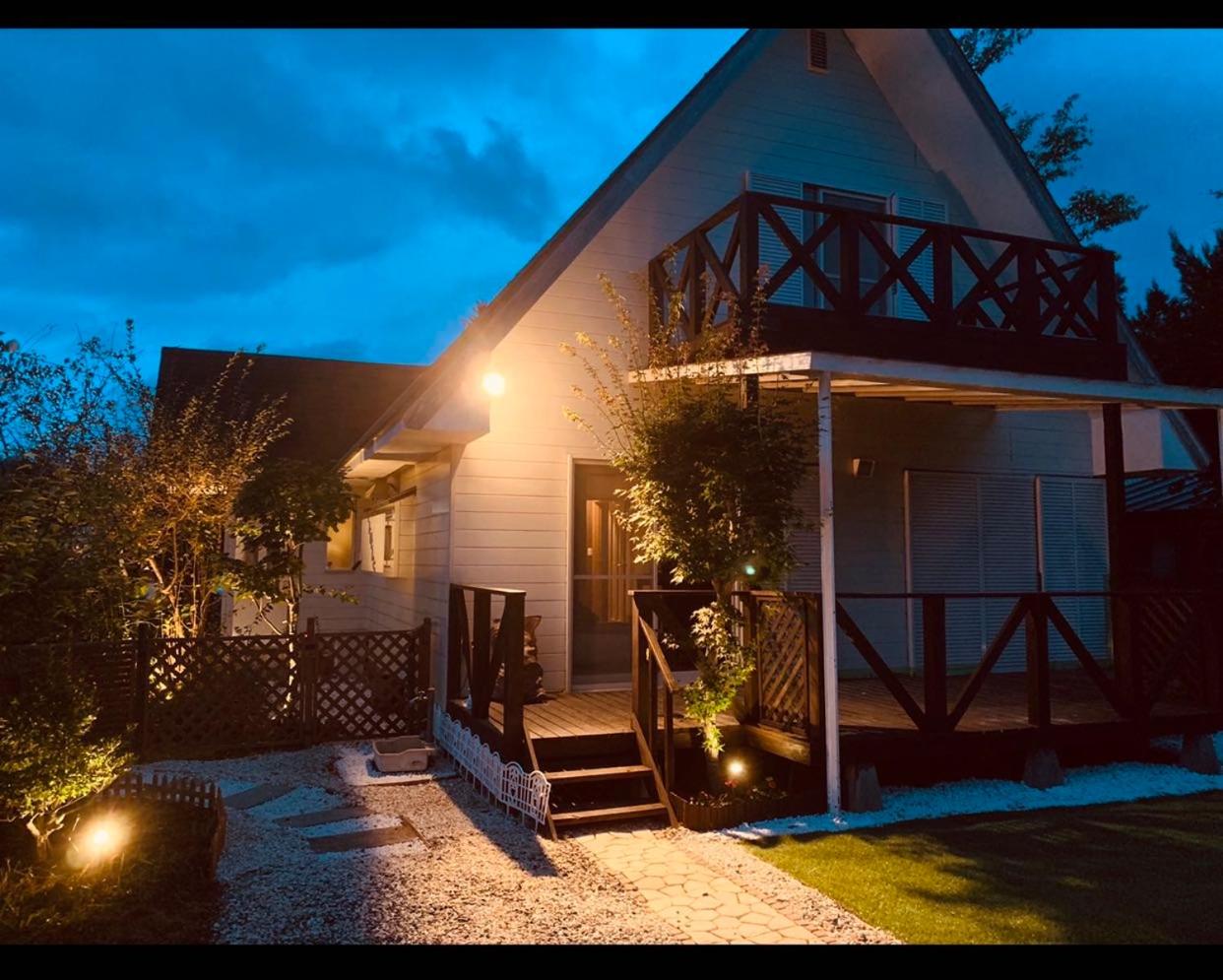 Three-Bedroom Villa - Photo 3