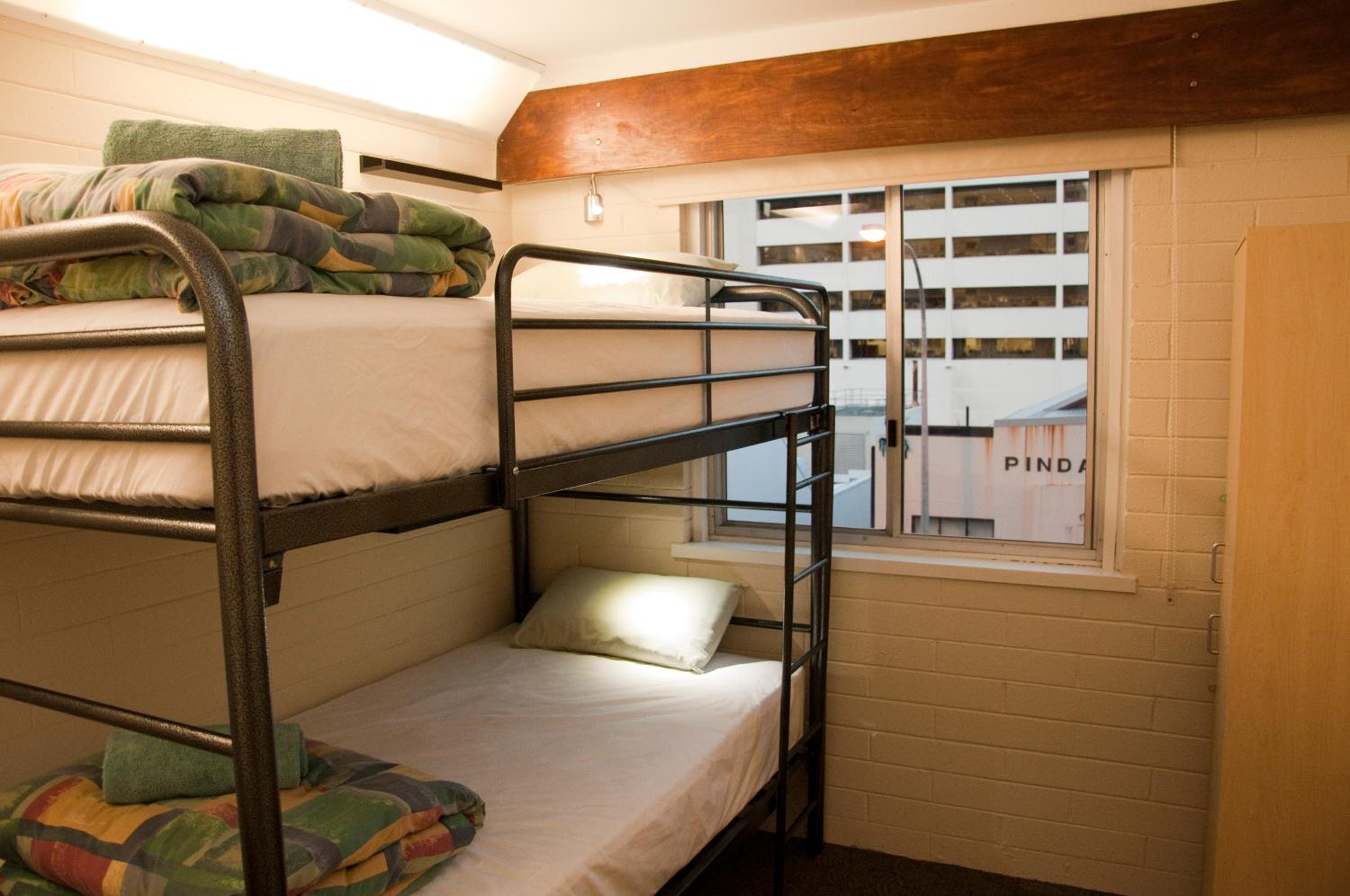 Bed in 2-Bed Dormitory Room thumbnail 5