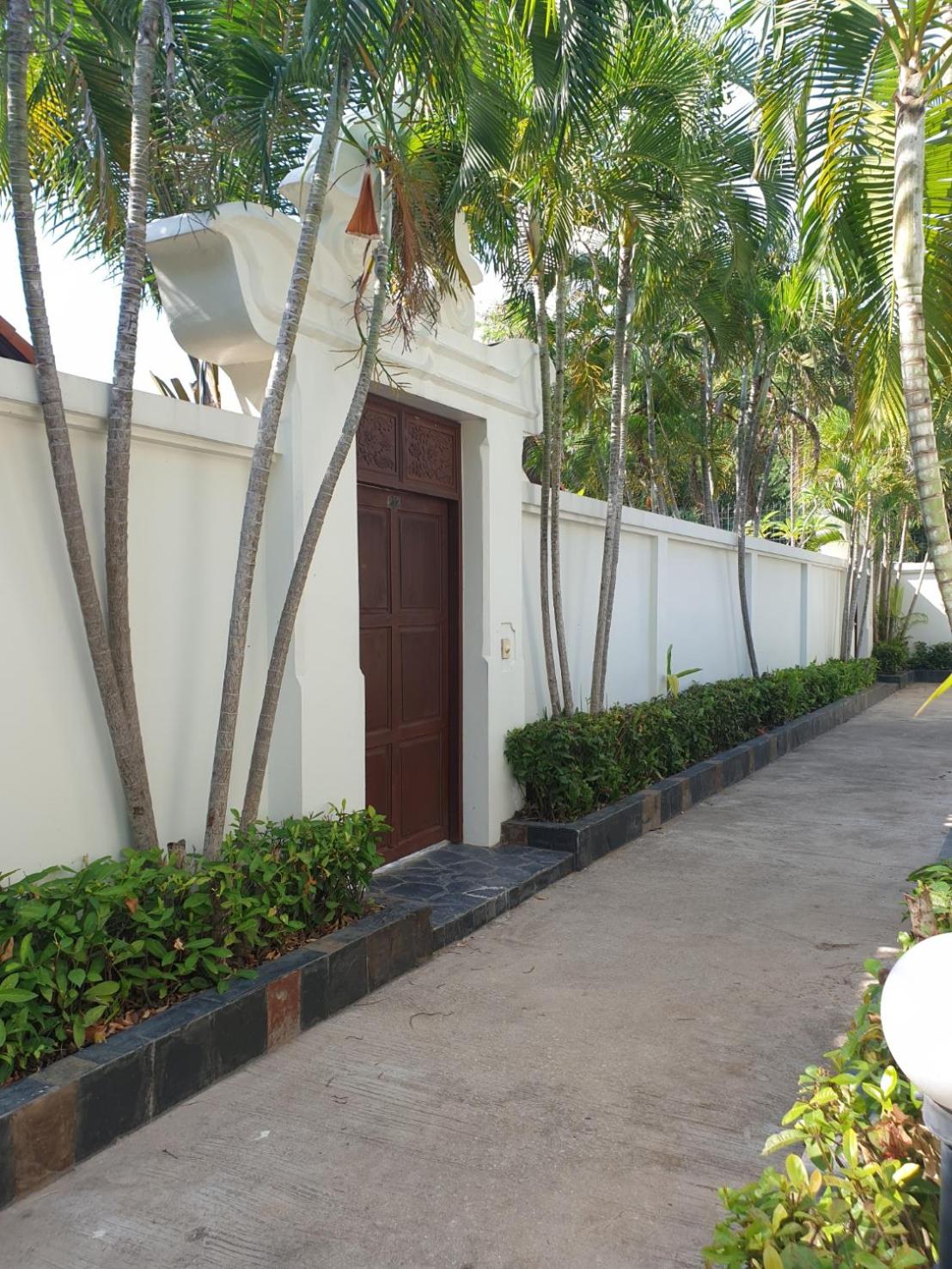 One-Bedroom Villa - Photo 8