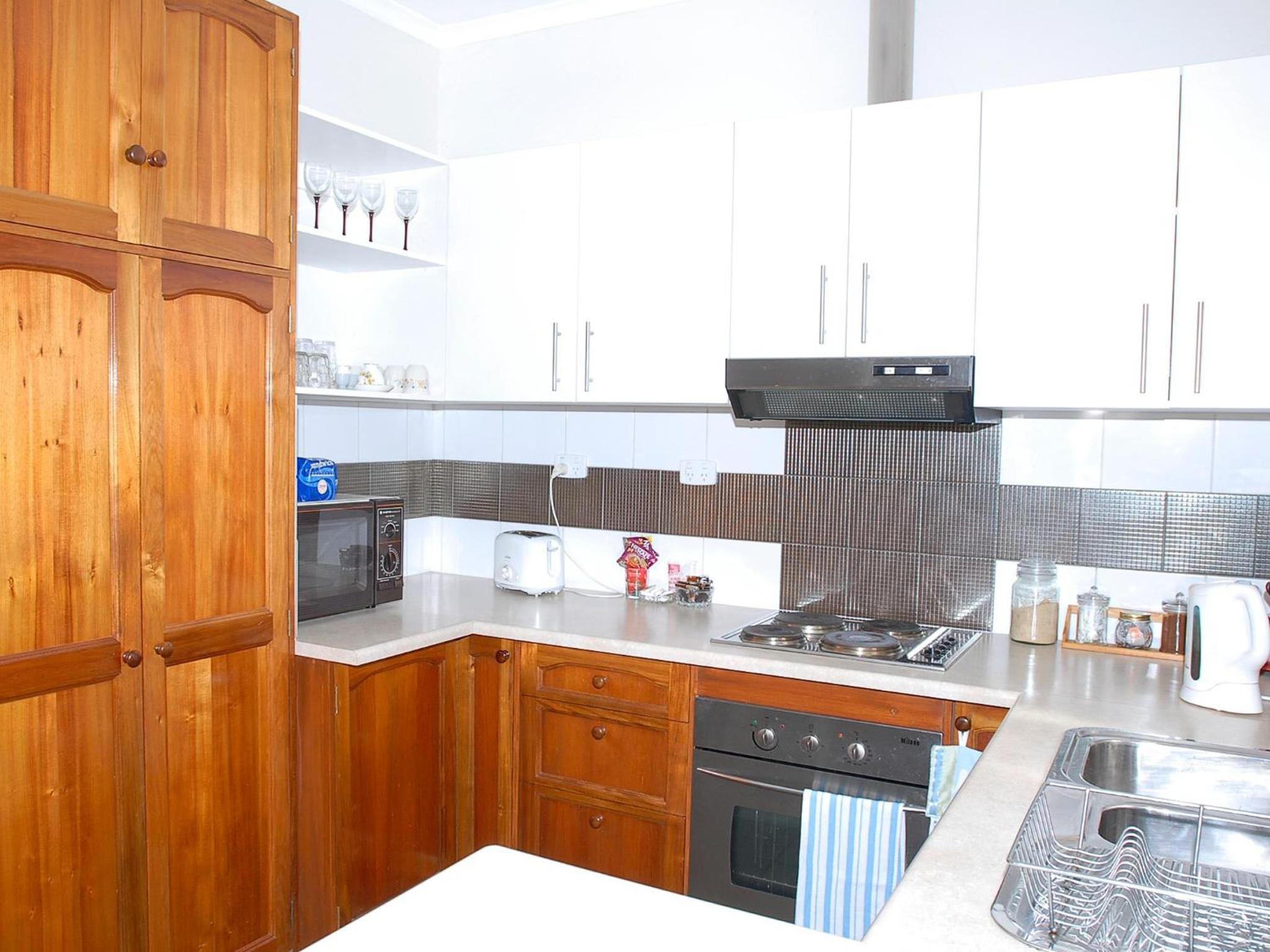 Two-Bedroom House photo 2
