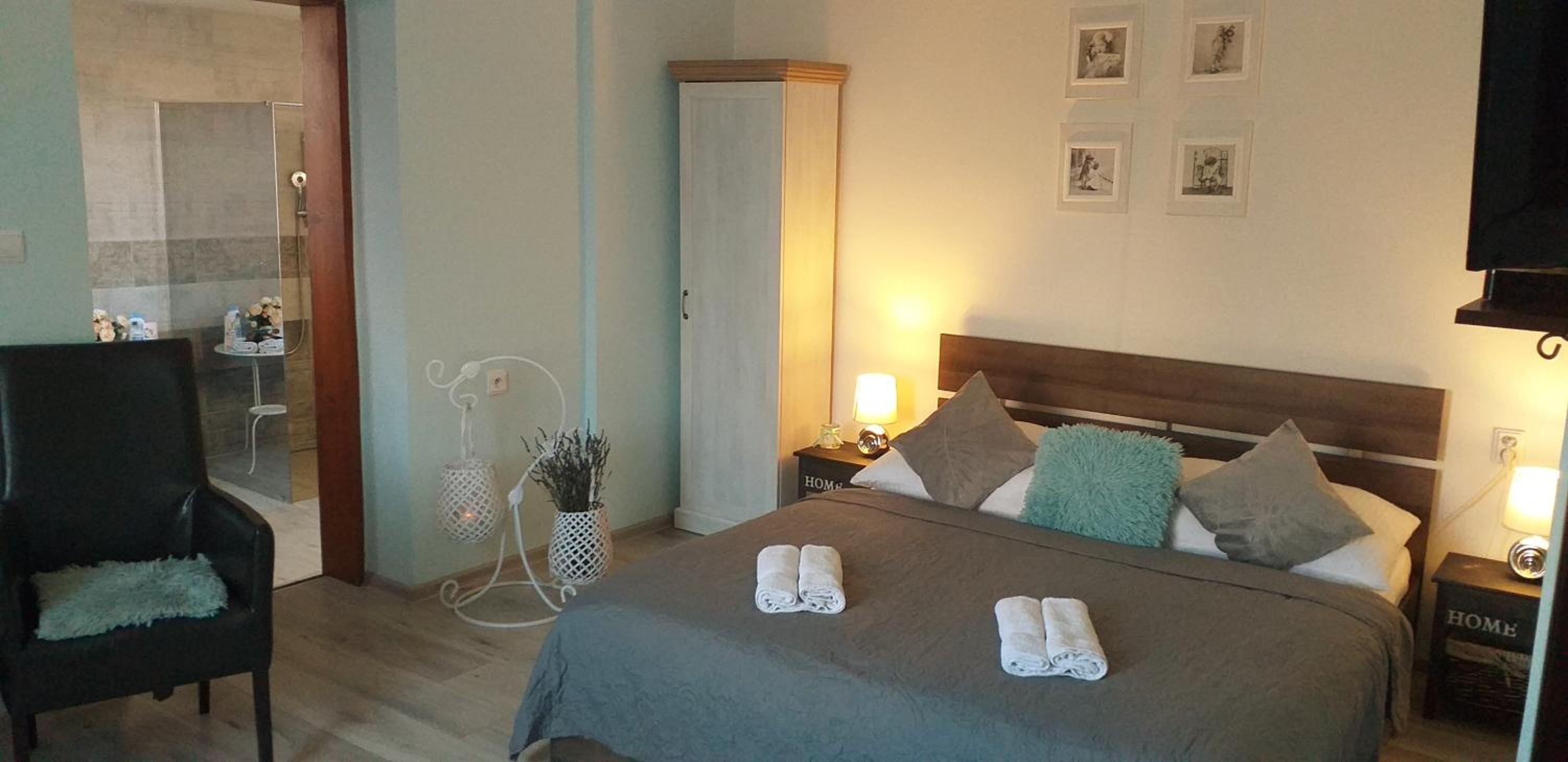Deluxe Double Room - Photo 1