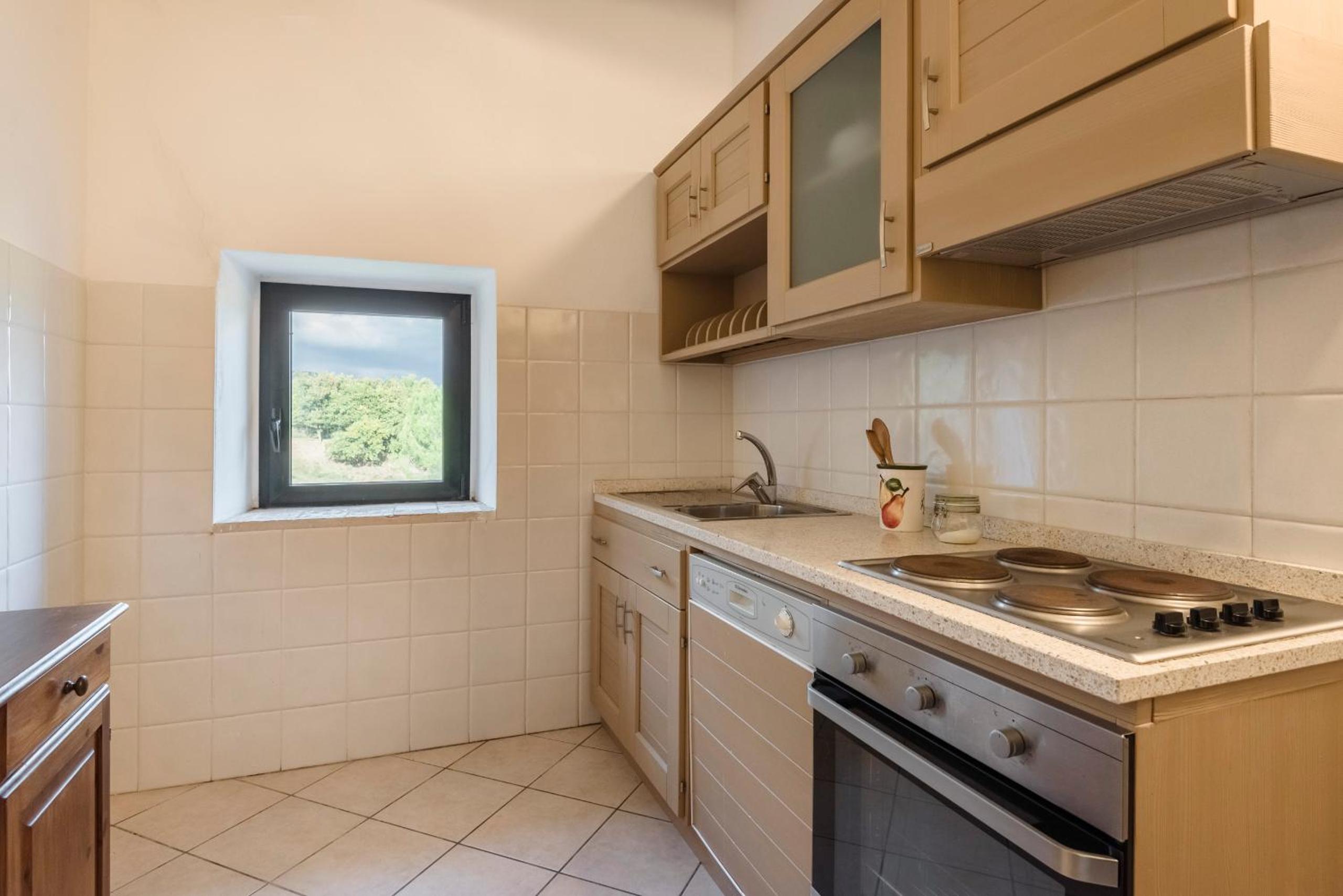 Apartment - Split Level photo 2