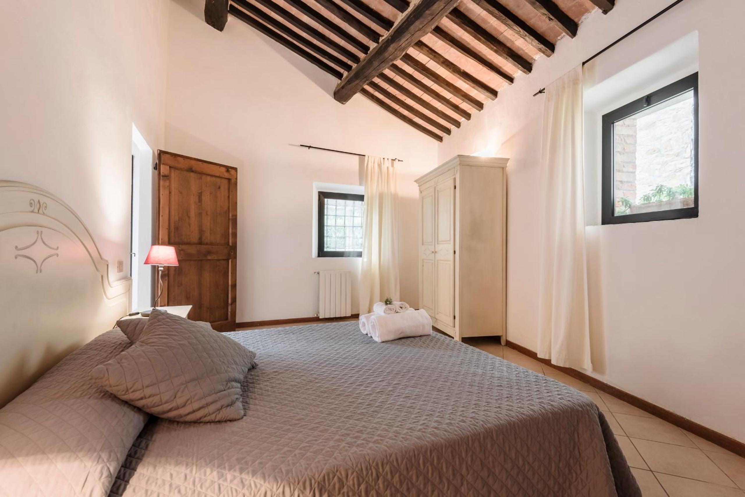 Two-Bedroom Villa - Photo 9