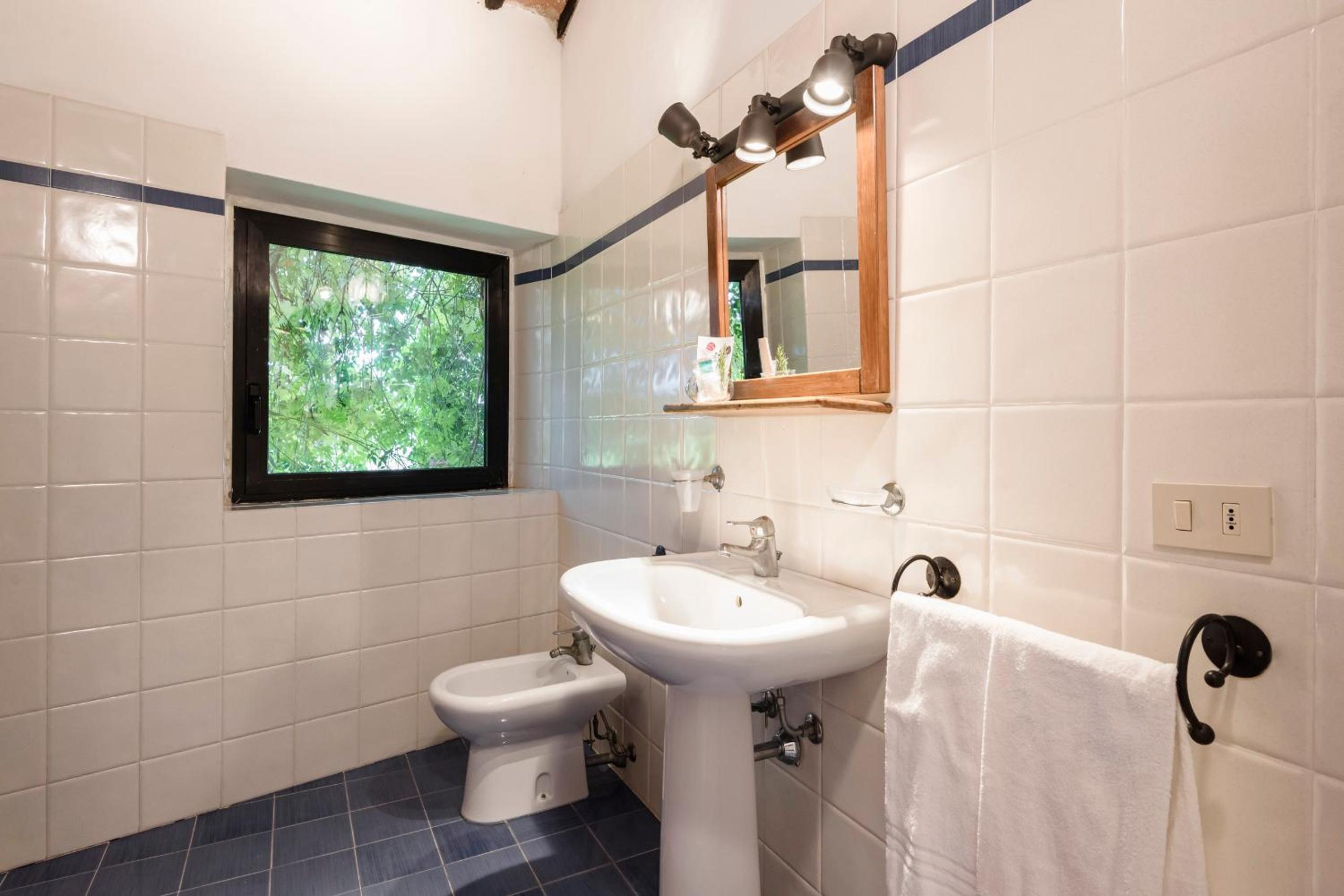 Two-Bedroom Villa - Photo 2