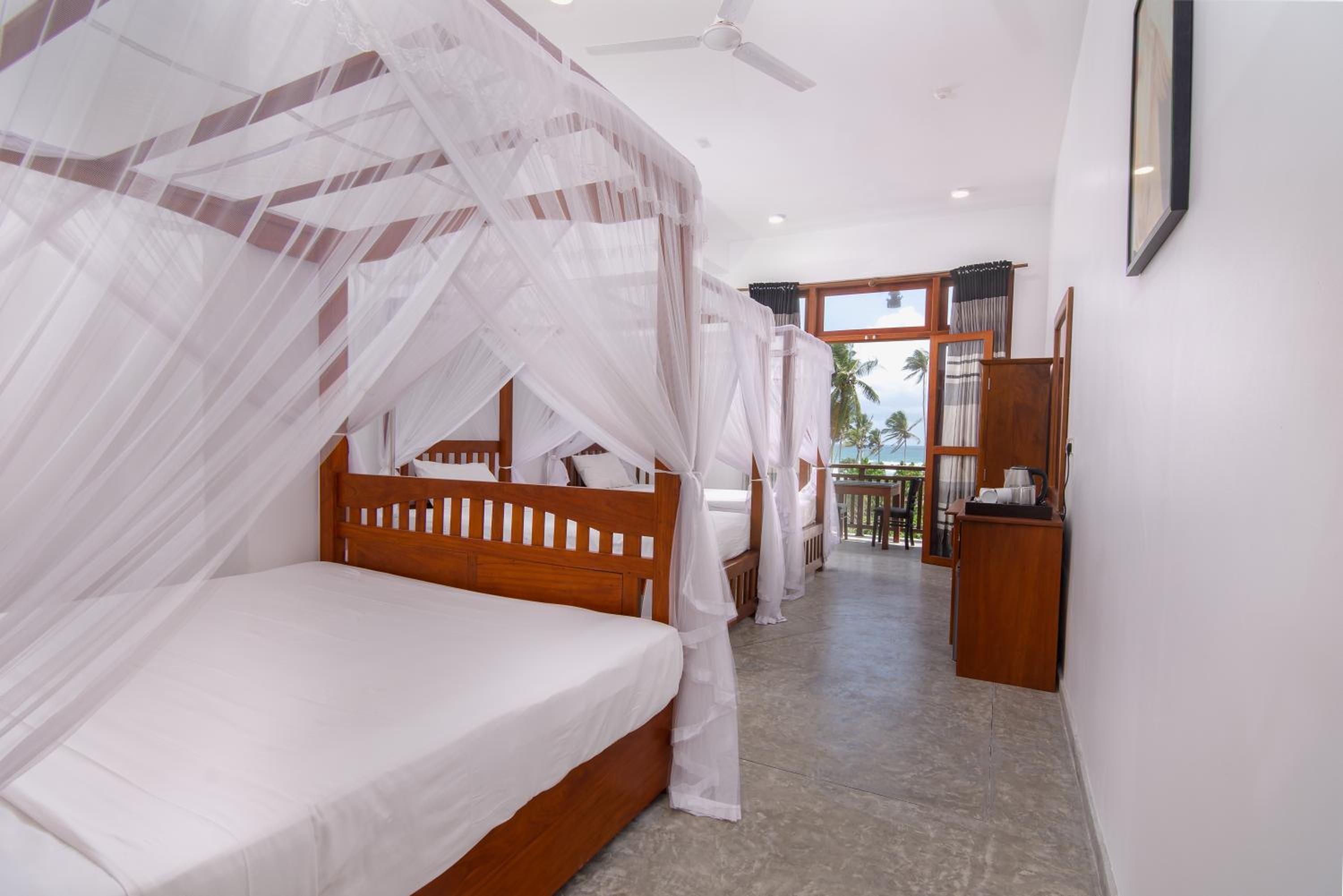 Family Room with Sea View