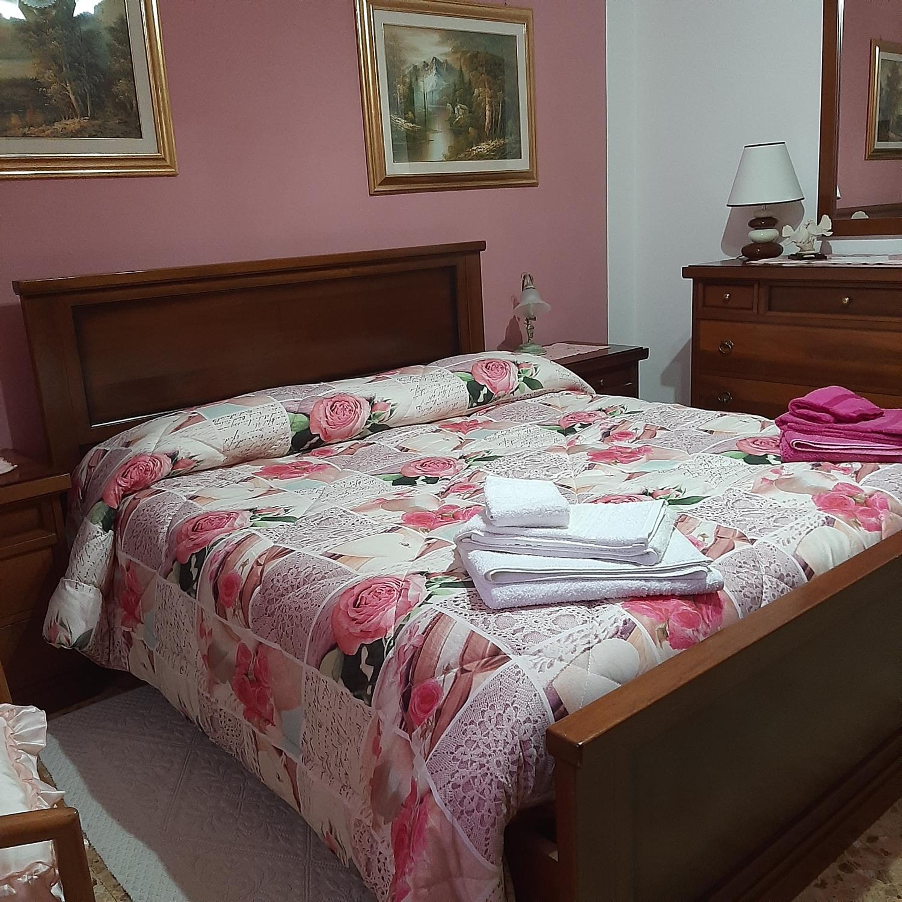 Double Room with Shared Bathroom photo 3