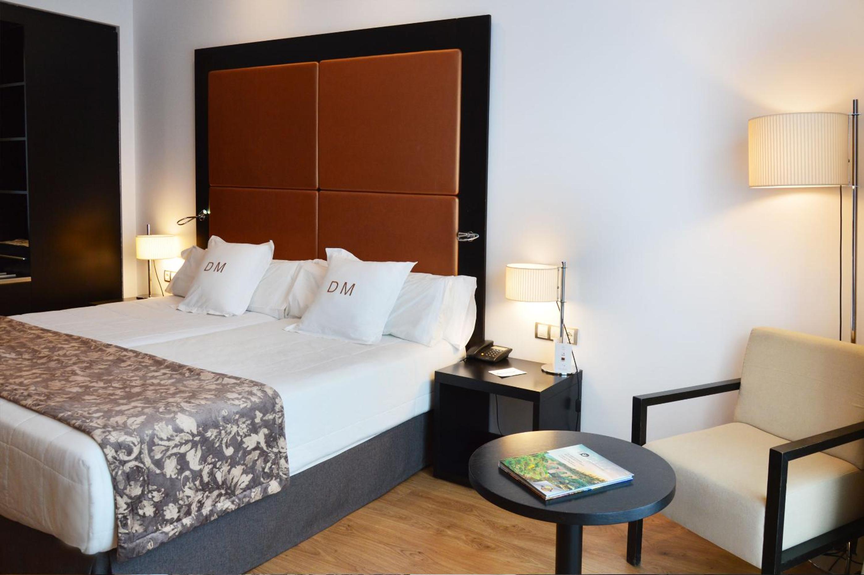 Double or Twin Room - Photo 6