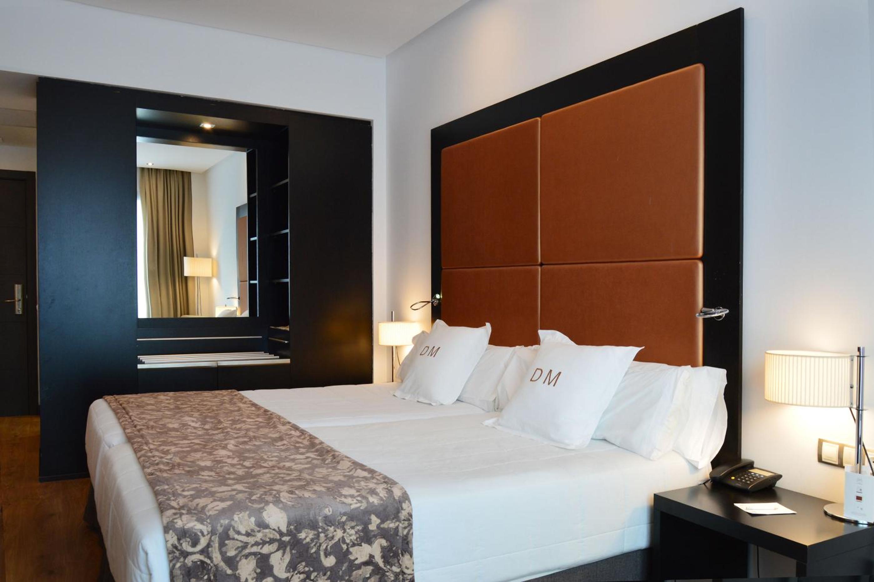 Double or Twin Room - Photo 7