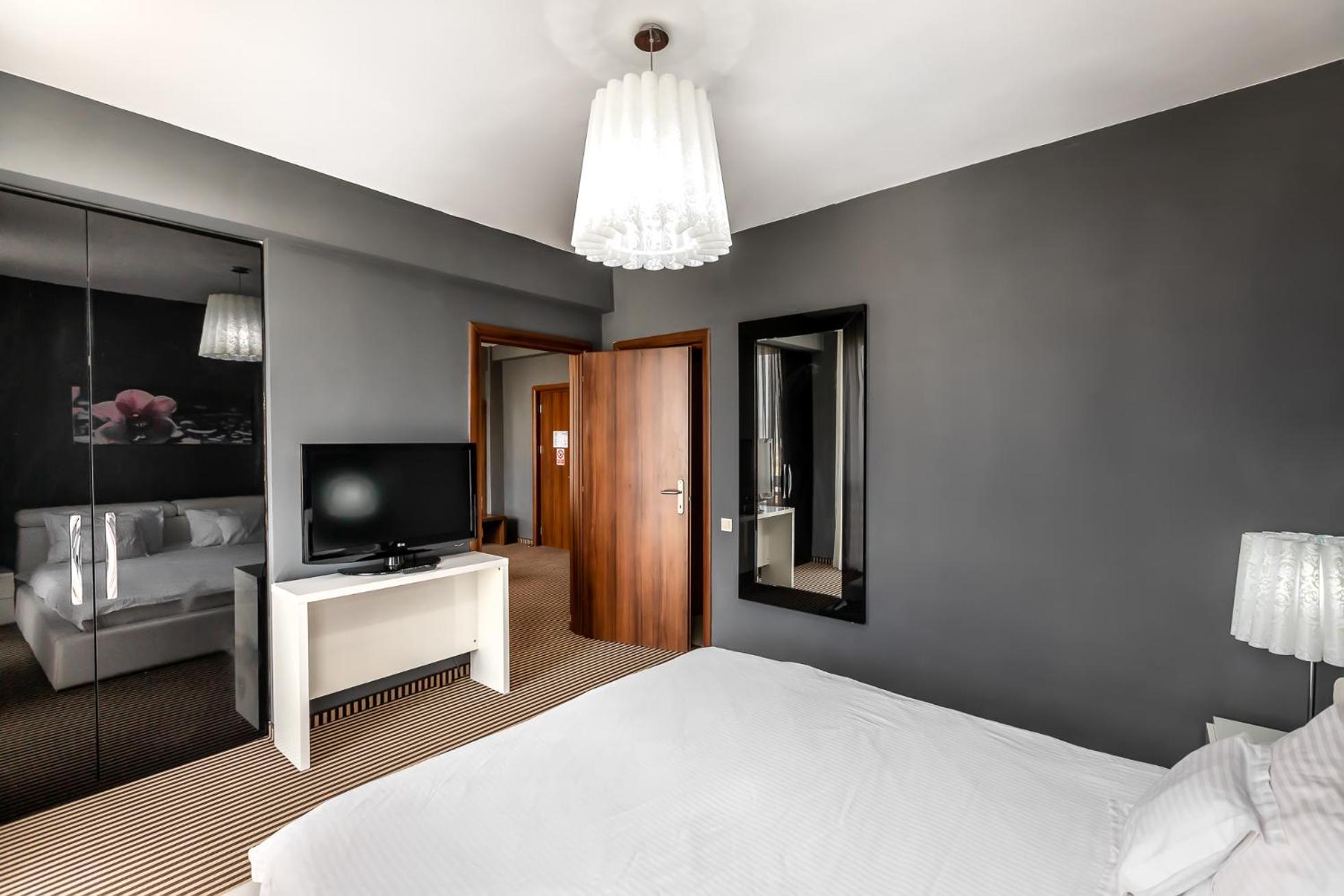 One-Bedroom Suite