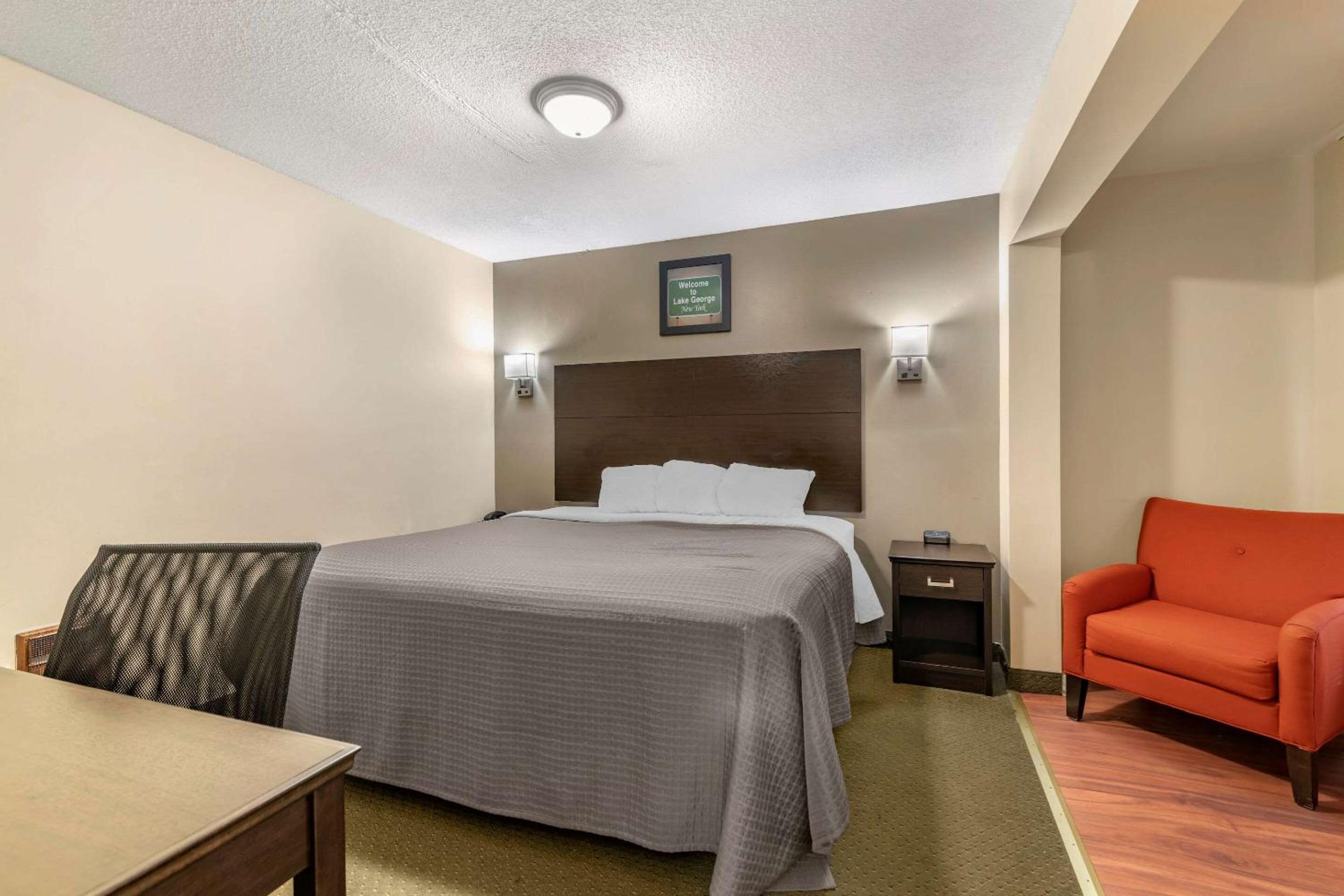 King Room - Non-Smoking photo 1