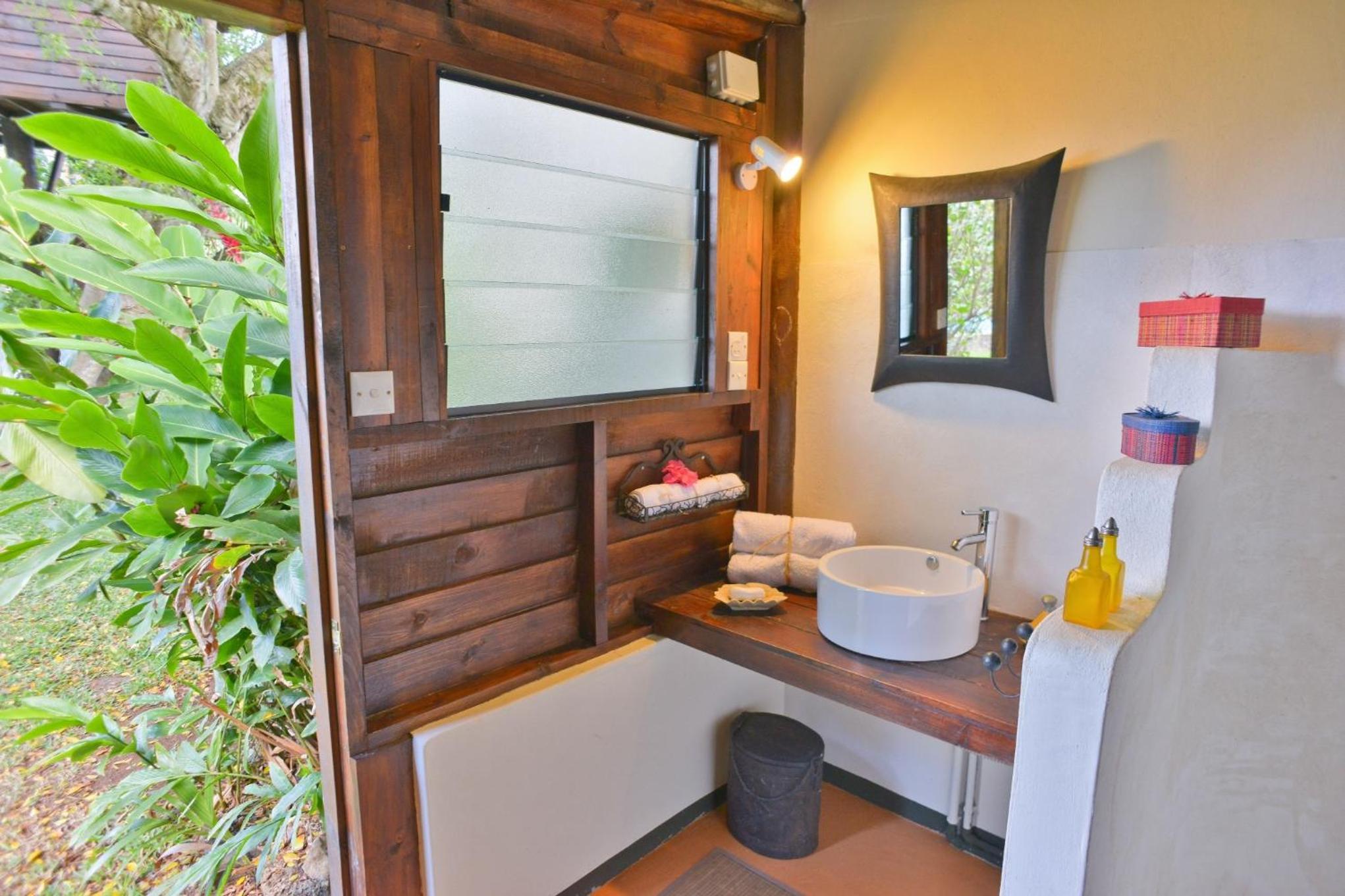 Tree Hut photo 2